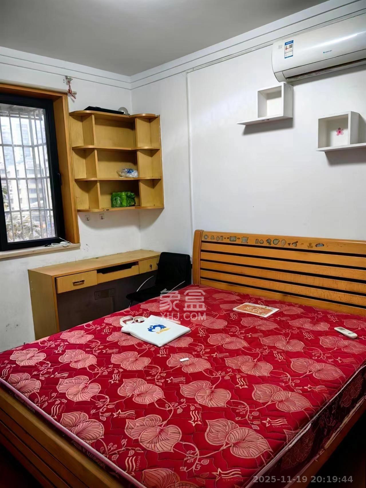 天翔新新家园  1室1厅1卫    1300.0元/月