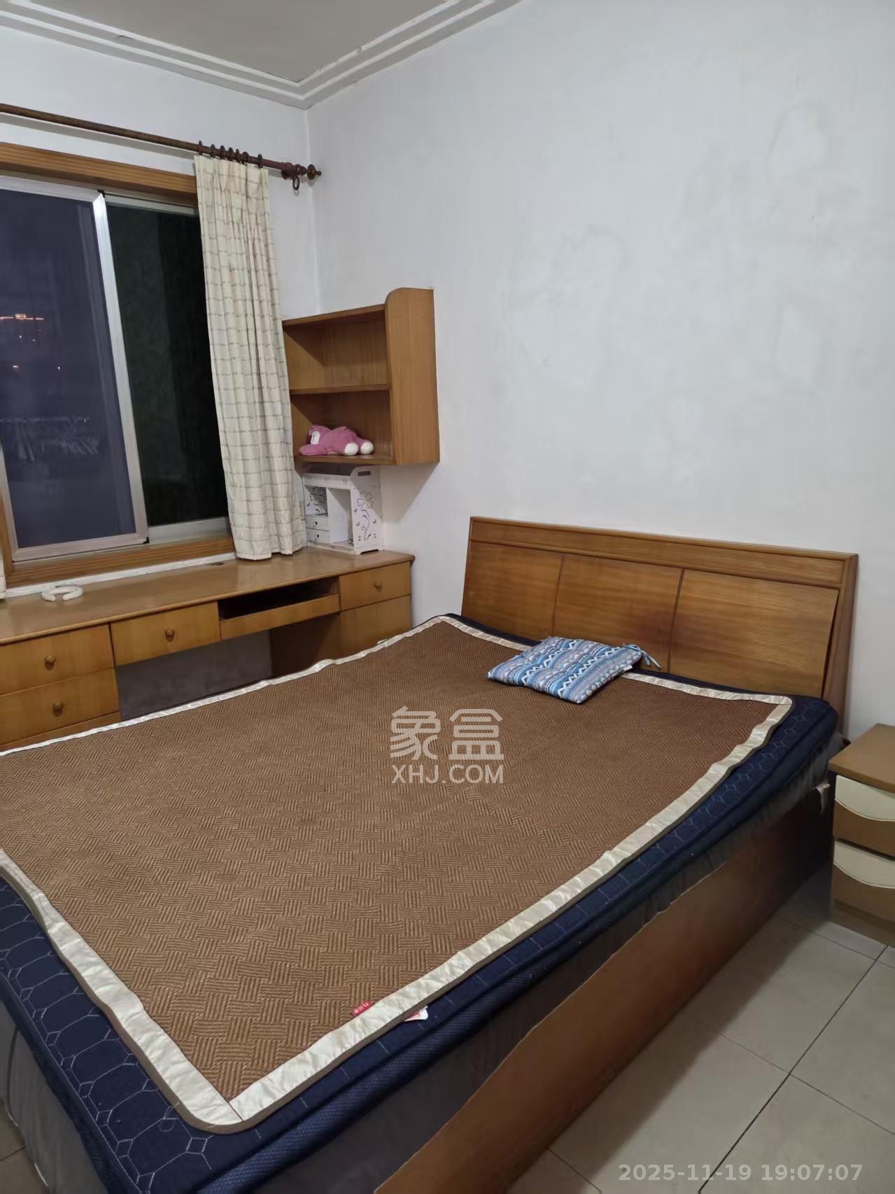 一路吉祥（如意综合楼）  3室2厅1卫    2000.0元/月室内图