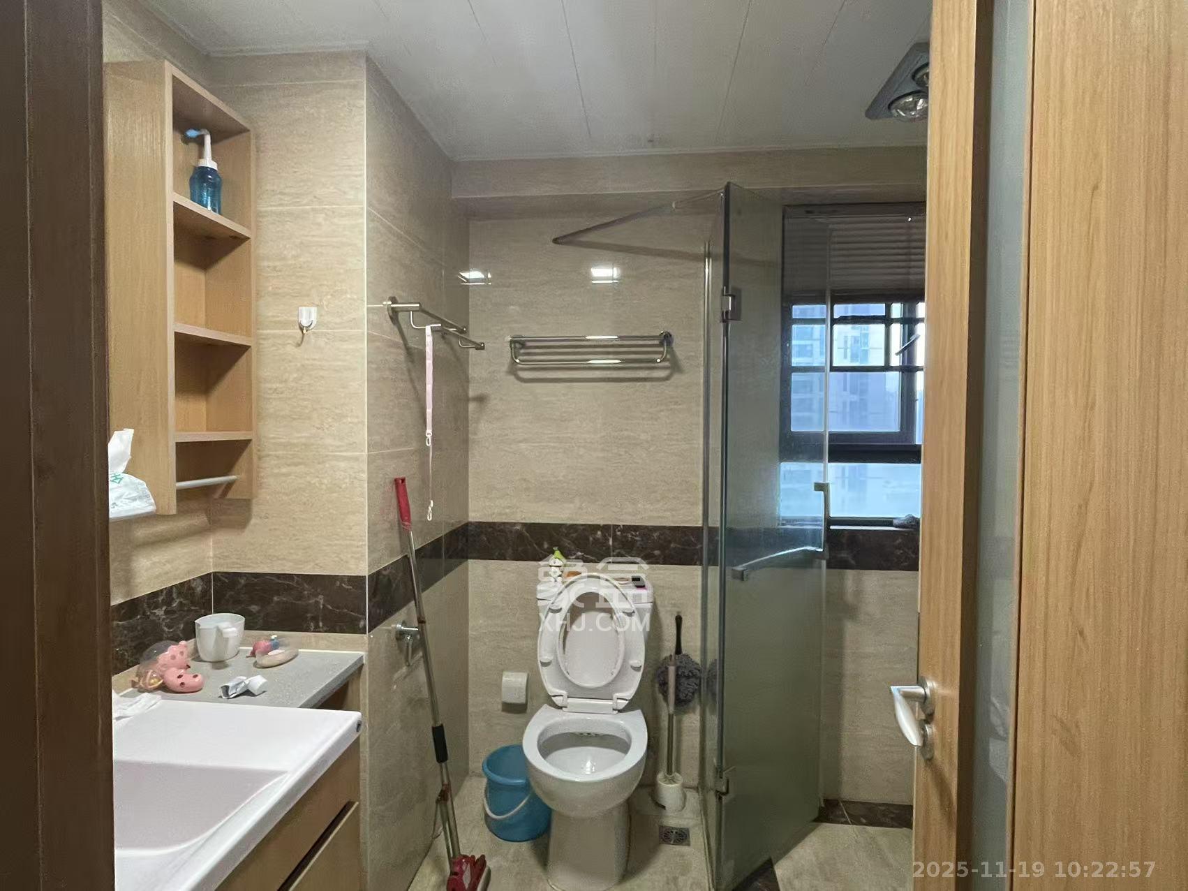 万科魅力之城非凡里 3室2厅1卫 2400.0元/月 万科魅力之城非凡里 3室2厅1卫 2400.0元/月室内图