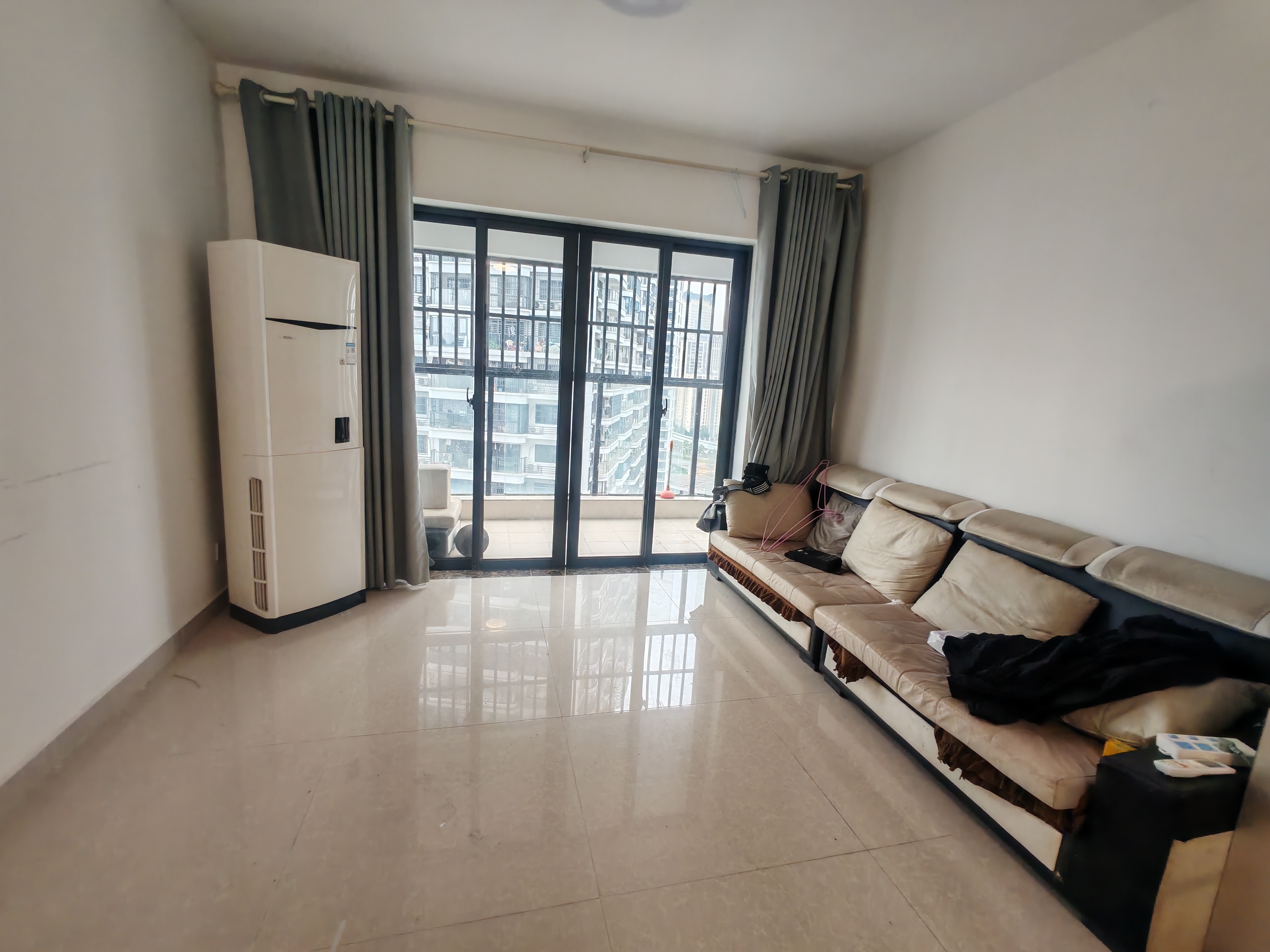 龙昆雅苑（中交·龙昆雅苑）  3室2厅2卫    3000.0元/月室内图