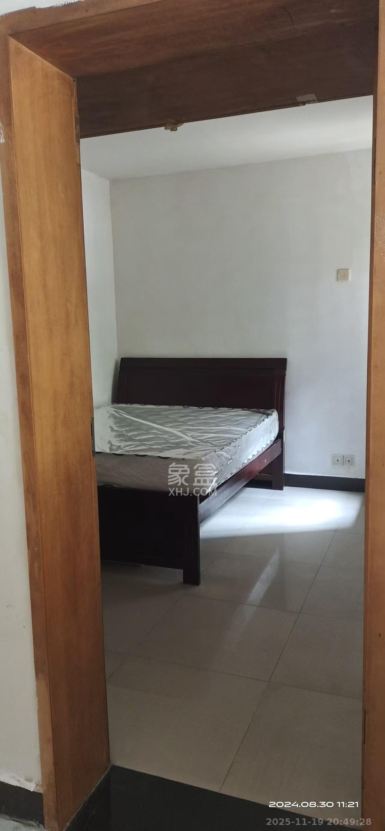 金麓西岸和苑  2室2厅1卫    1500.0元/月