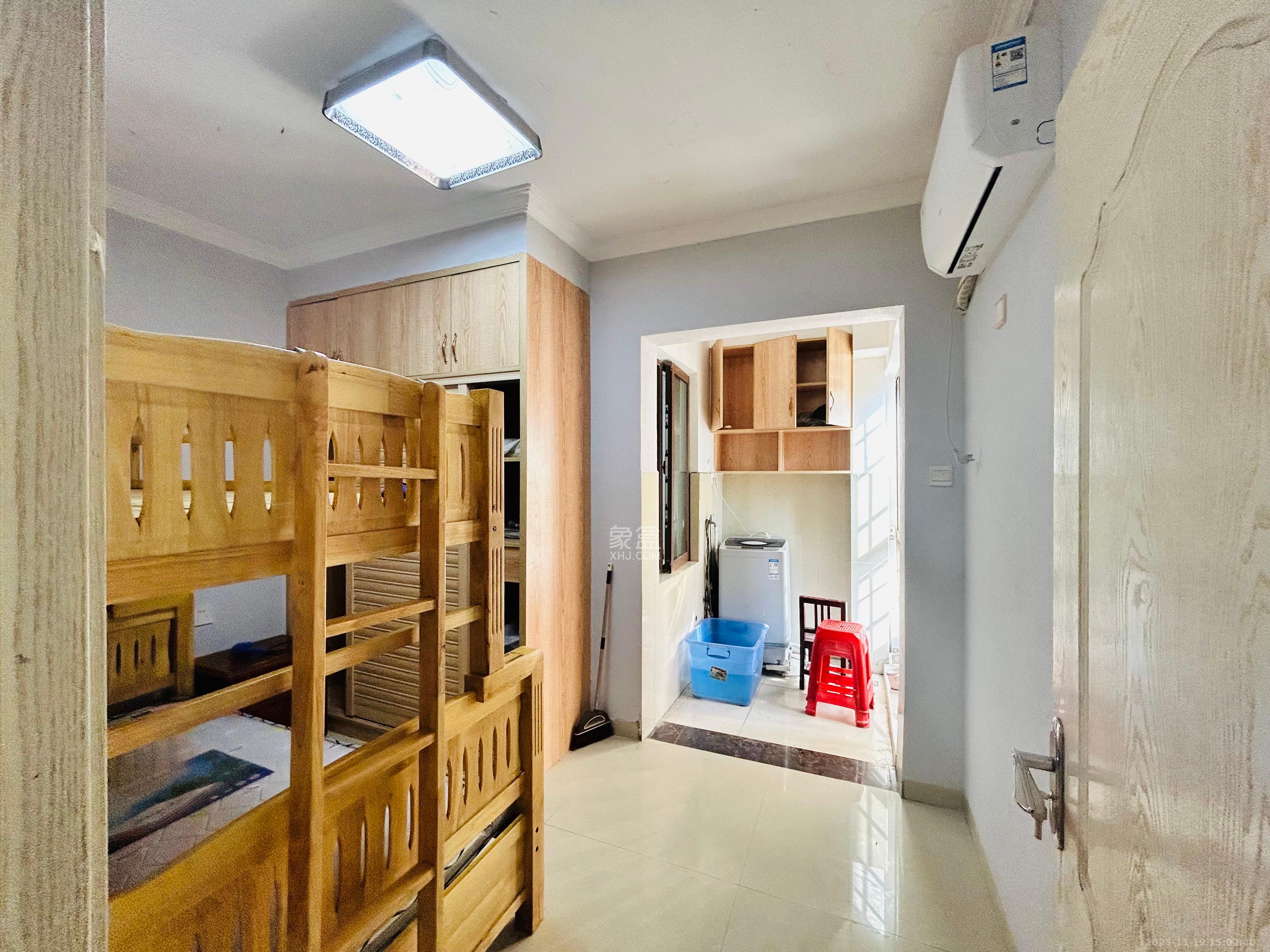 金房奥斯卡  3室2厅2卫    2500.0元/月室内图