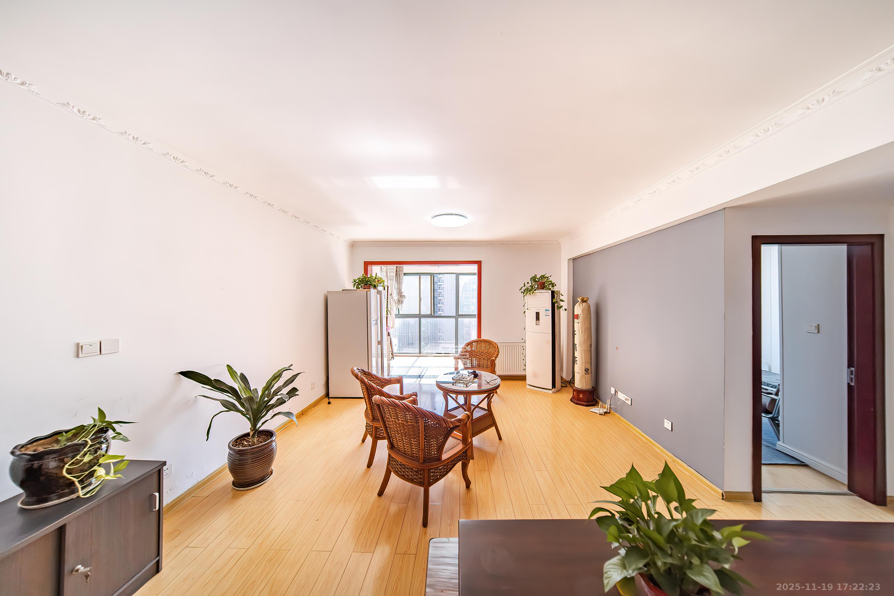 才子佳苑一期/二期 3室2厅1卫 78.0万 才子佳苑一期/二期 3室2厅1卫 78.0万客厅