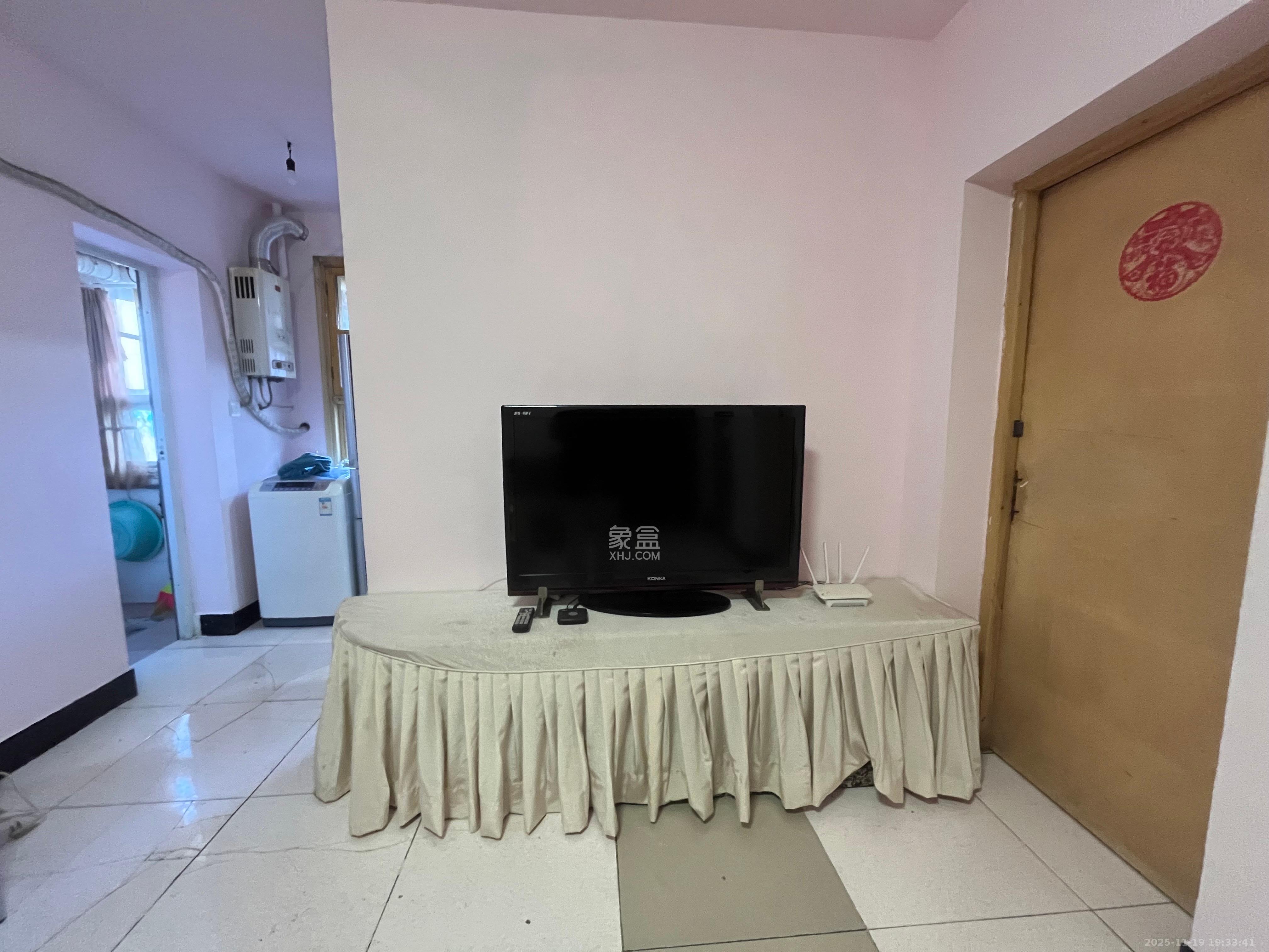 富康小区(富康花园) 2室1厅1卫 1300.0元/月 富康小区(富康花园) 2室1厅1卫 1300.0元/月室内图