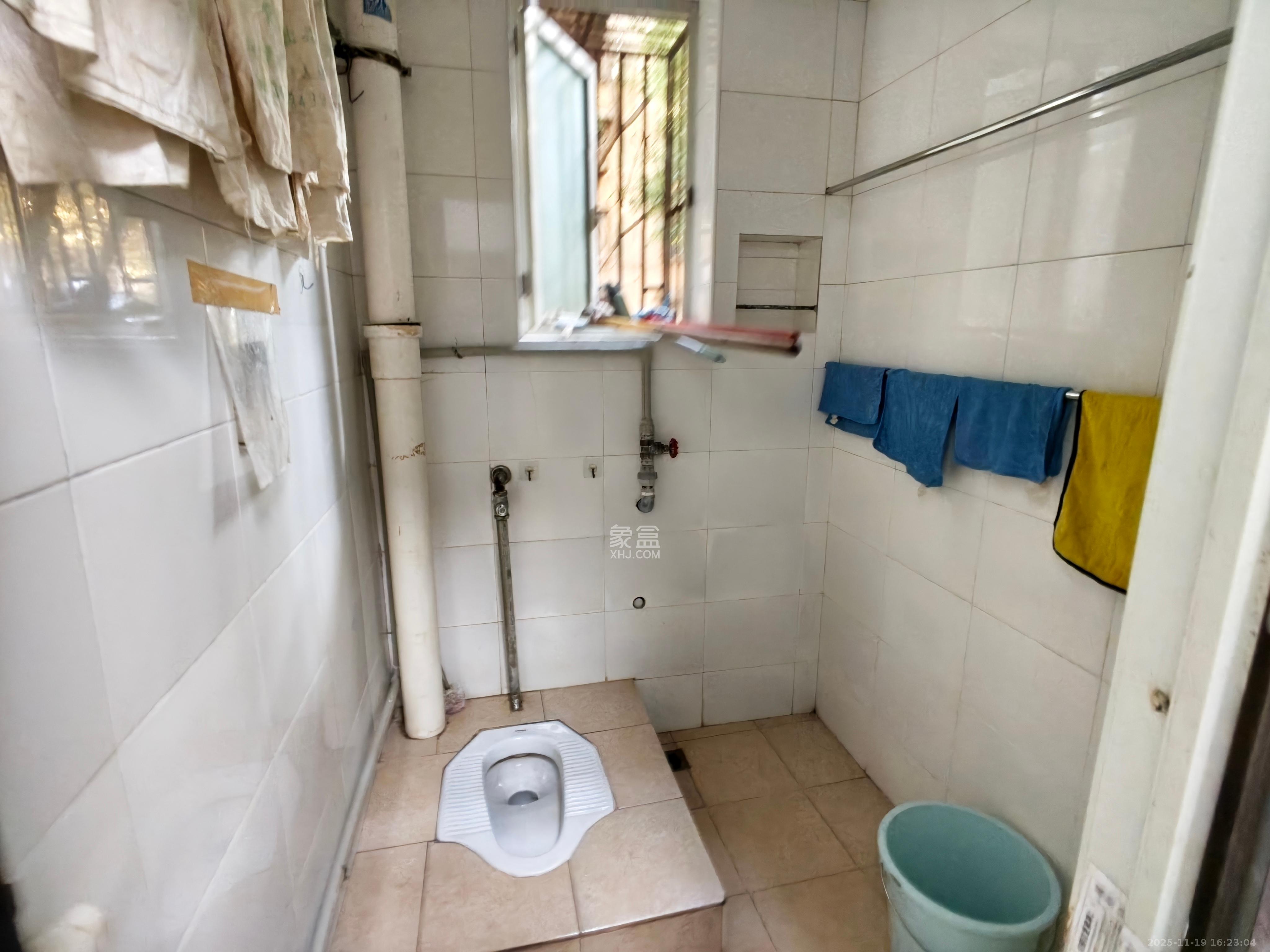 英才园三片 3室2厅1卫 2000.0元/月 英才园三片 3室2厅1卫 2000.0元/月室内图