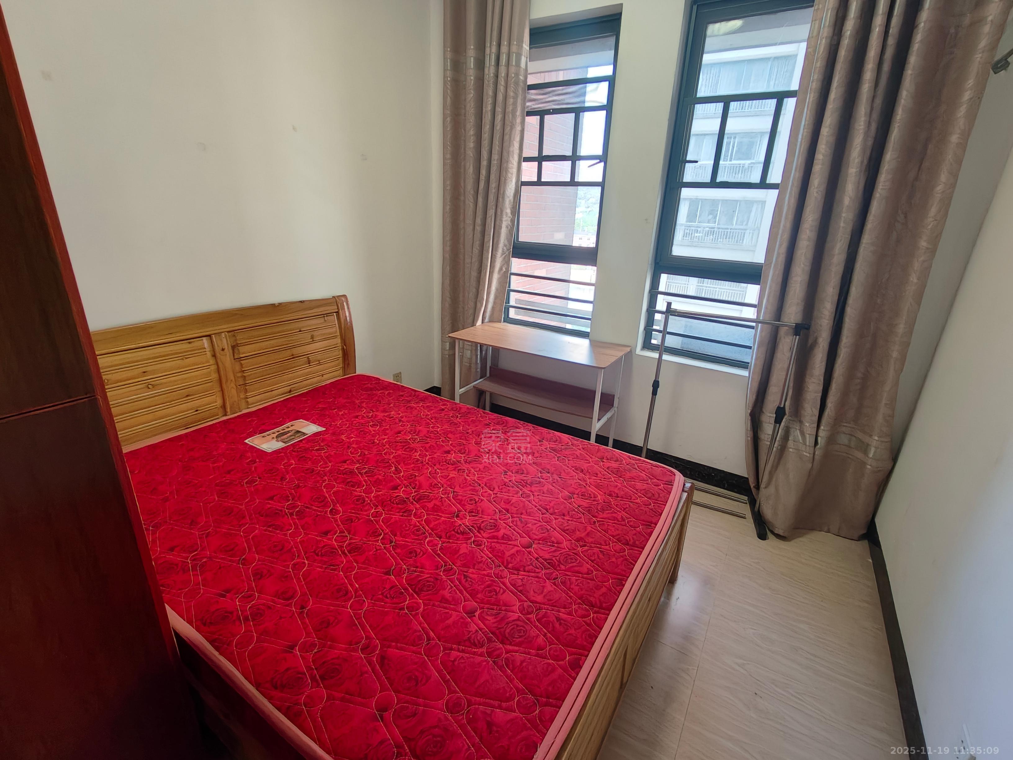 尚格名城香榭丽舍 2室2厅1卫 1500.0元/月 尚格名城香榭丽舍 2室2厅1卫 1500.0元/月室内图