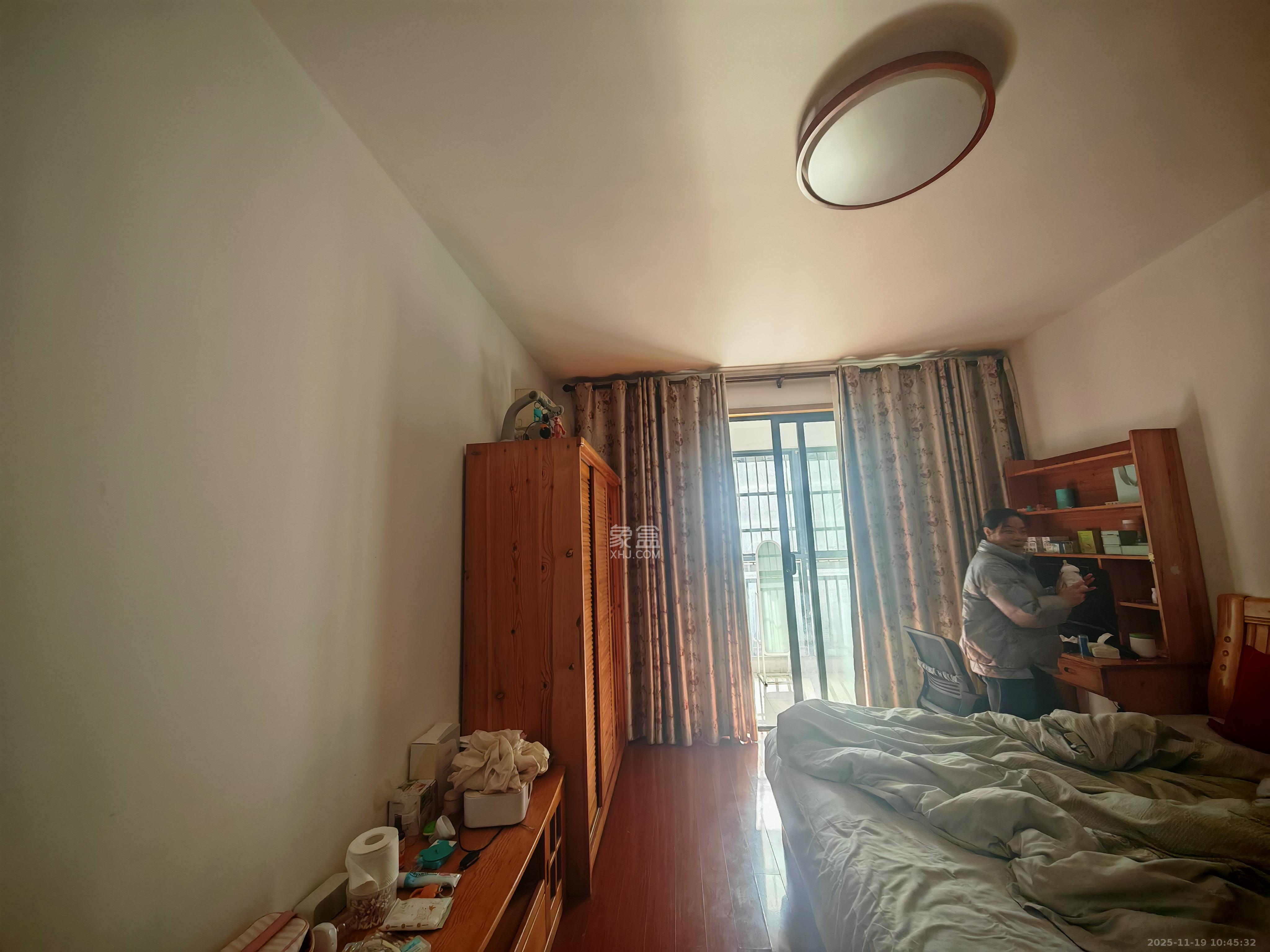 莱茵城 3室2厅2卫 2000.0元/月 莱茵城 3室2厅2卫 2000.0元/月室内图