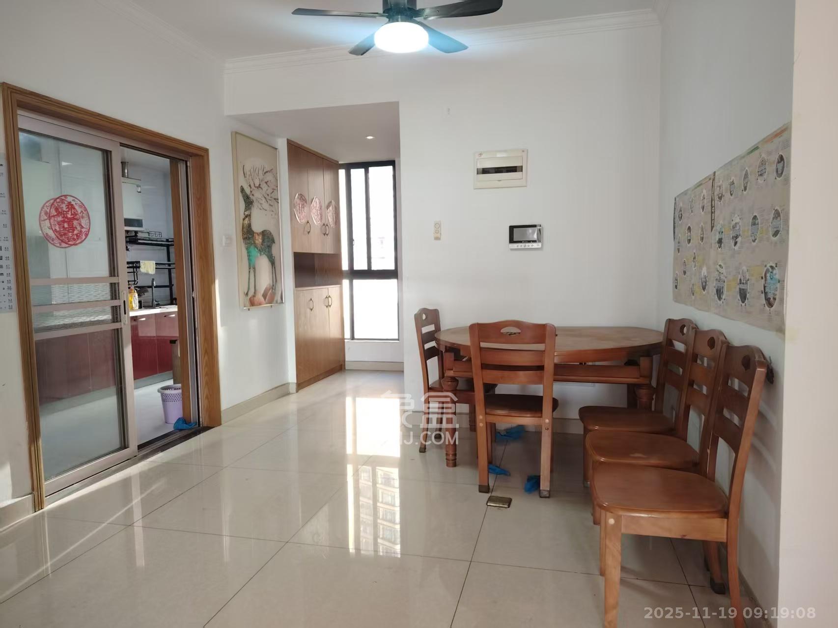 五矿万境水岸二期(五矿万境水岸和苑) 3室2厅2卫 3000.0元/月 五矿万境水岸二期(五矿万境水岸和苑) 3室2厅2卫 3000.0元/月室内图