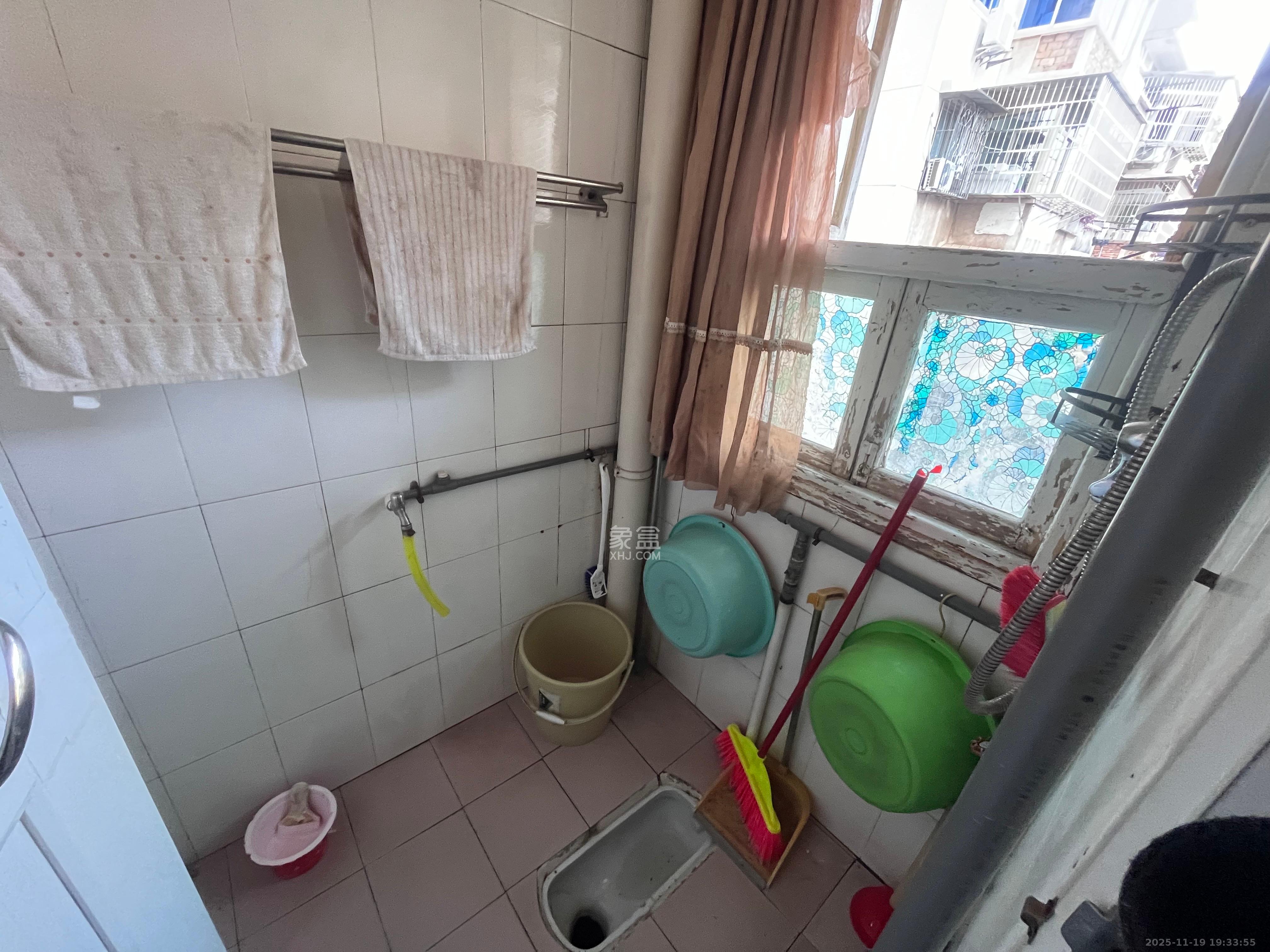 富康小区(富康花园) 2室1厅1卫 1300.0元/月 富康小区(富康花园) 2室1厅1卫 1300.0元/月室内图