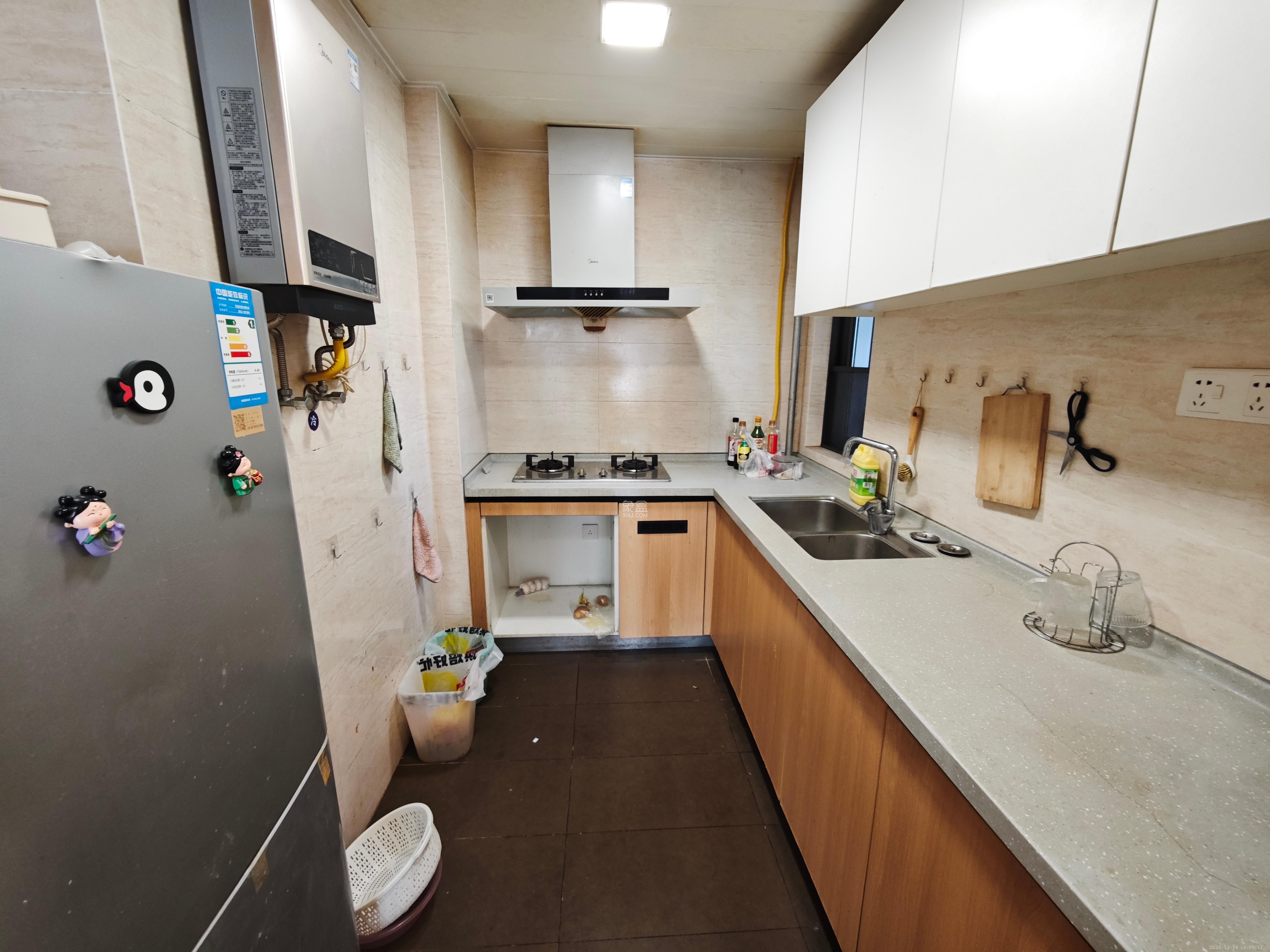 万科魅力之城非凡里 3室2厅2卫 2400.0元/月 万科魅力之城非凡里 3室2厅2卫 2400.0元/月室内图