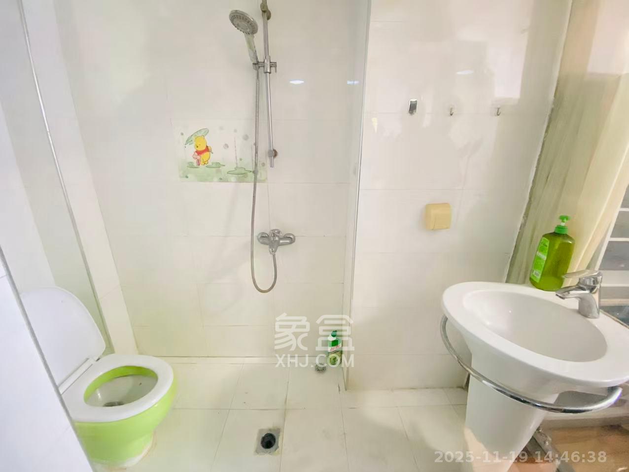 白沙晶城 1室1厅1卫 1500.0元/月 白沙晶城 1室1厅1卫 1500.0元/月室内图