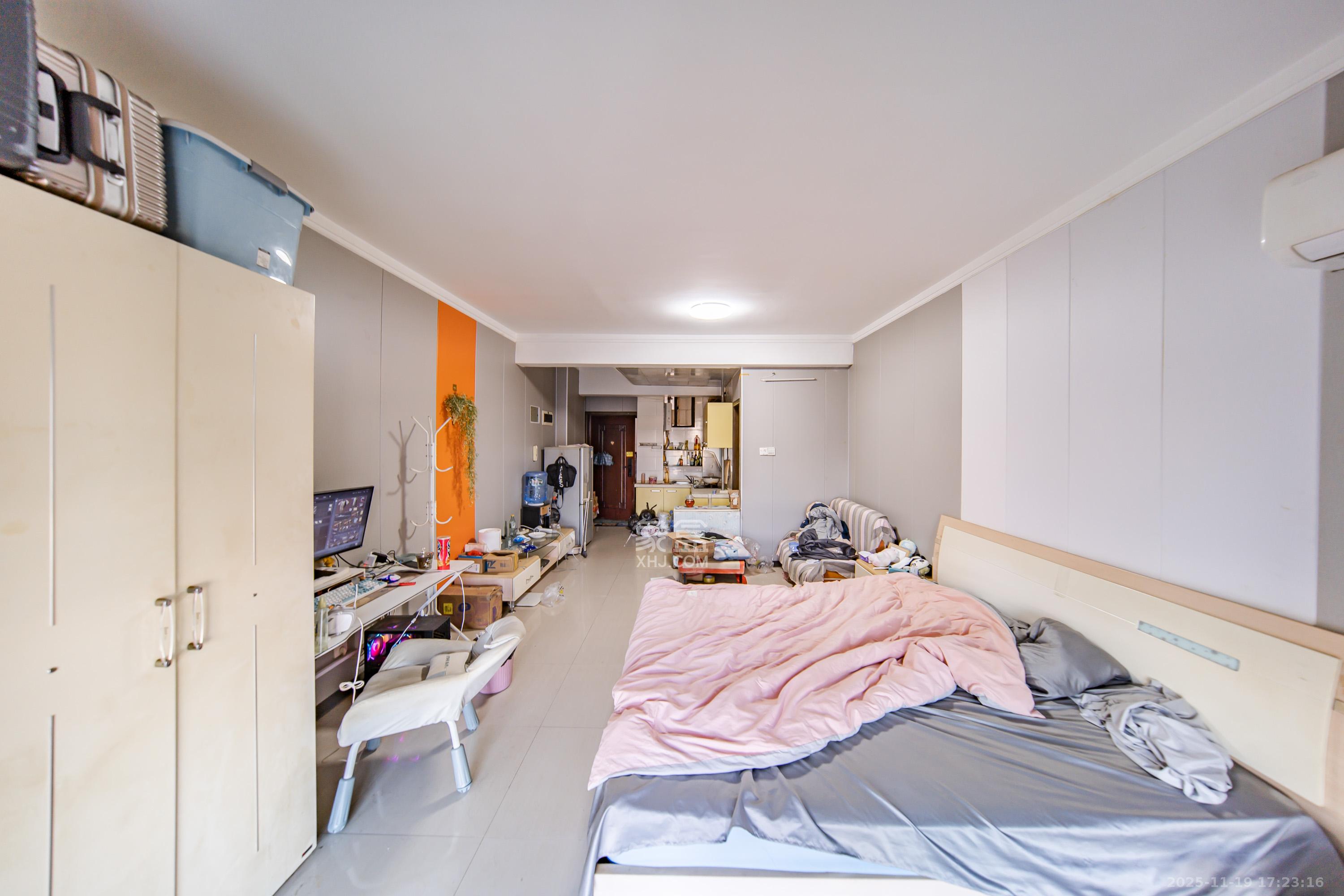 如果爱 1室1厅1卫 31.0万 如果爱 1室1厅1卫 31.0万客厅