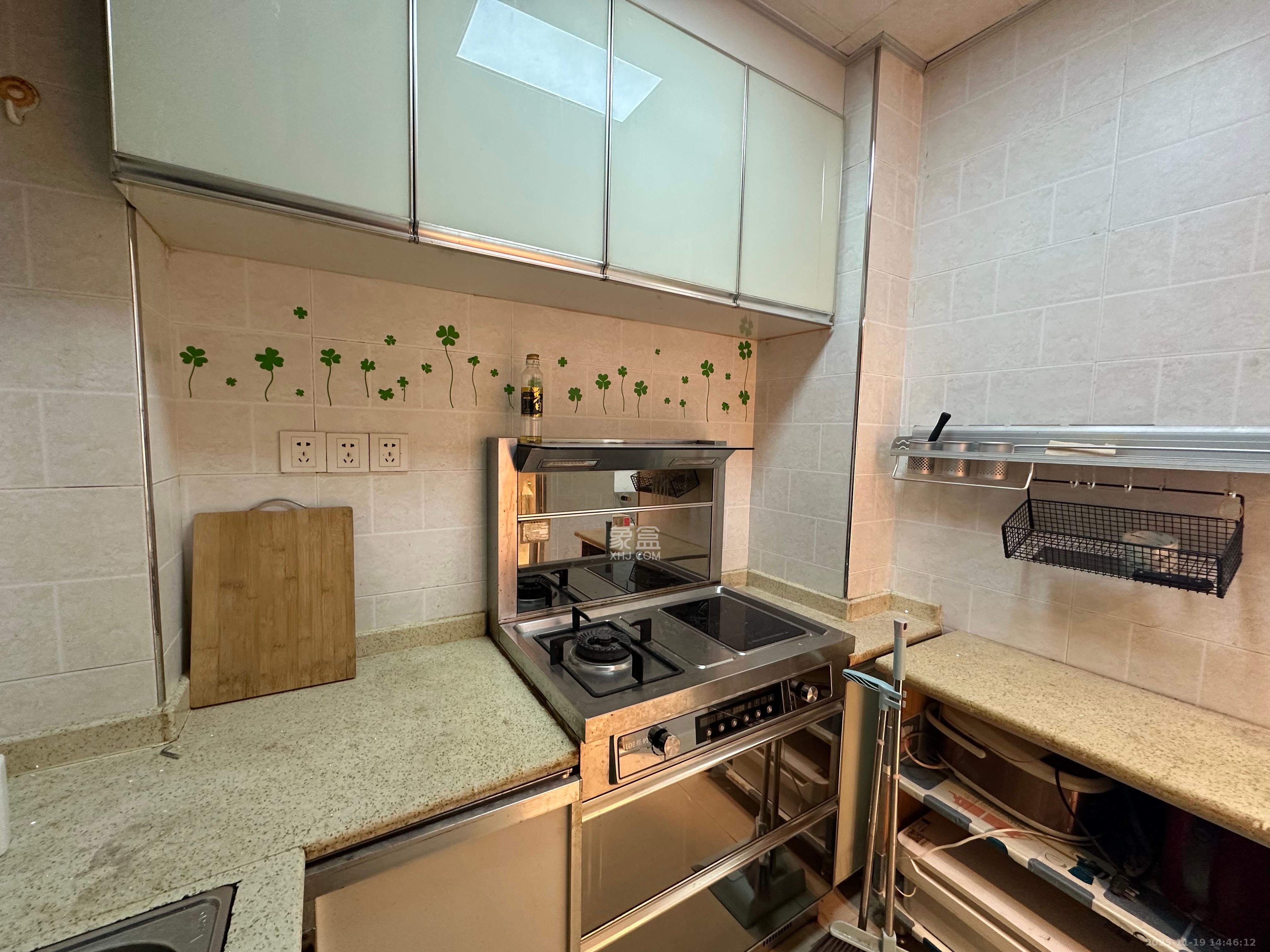 剑桥名门  2室1厅1卫    1500.0元/月室内图