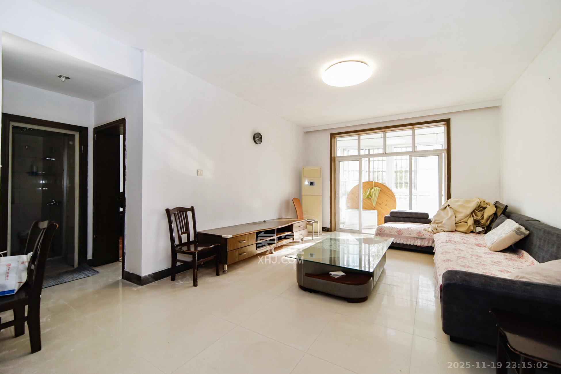 金信阳光在线  2室2厅1卫    45.8万客厅