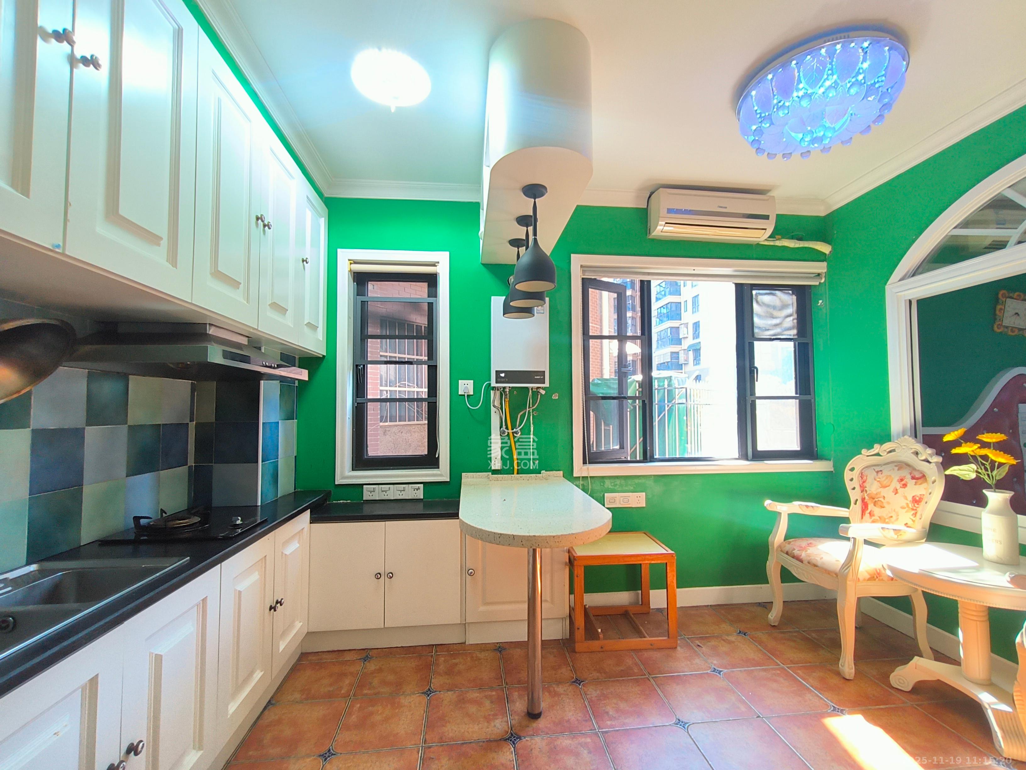 阿普阿布  1室1厅1卫    2000.0元/月室内图