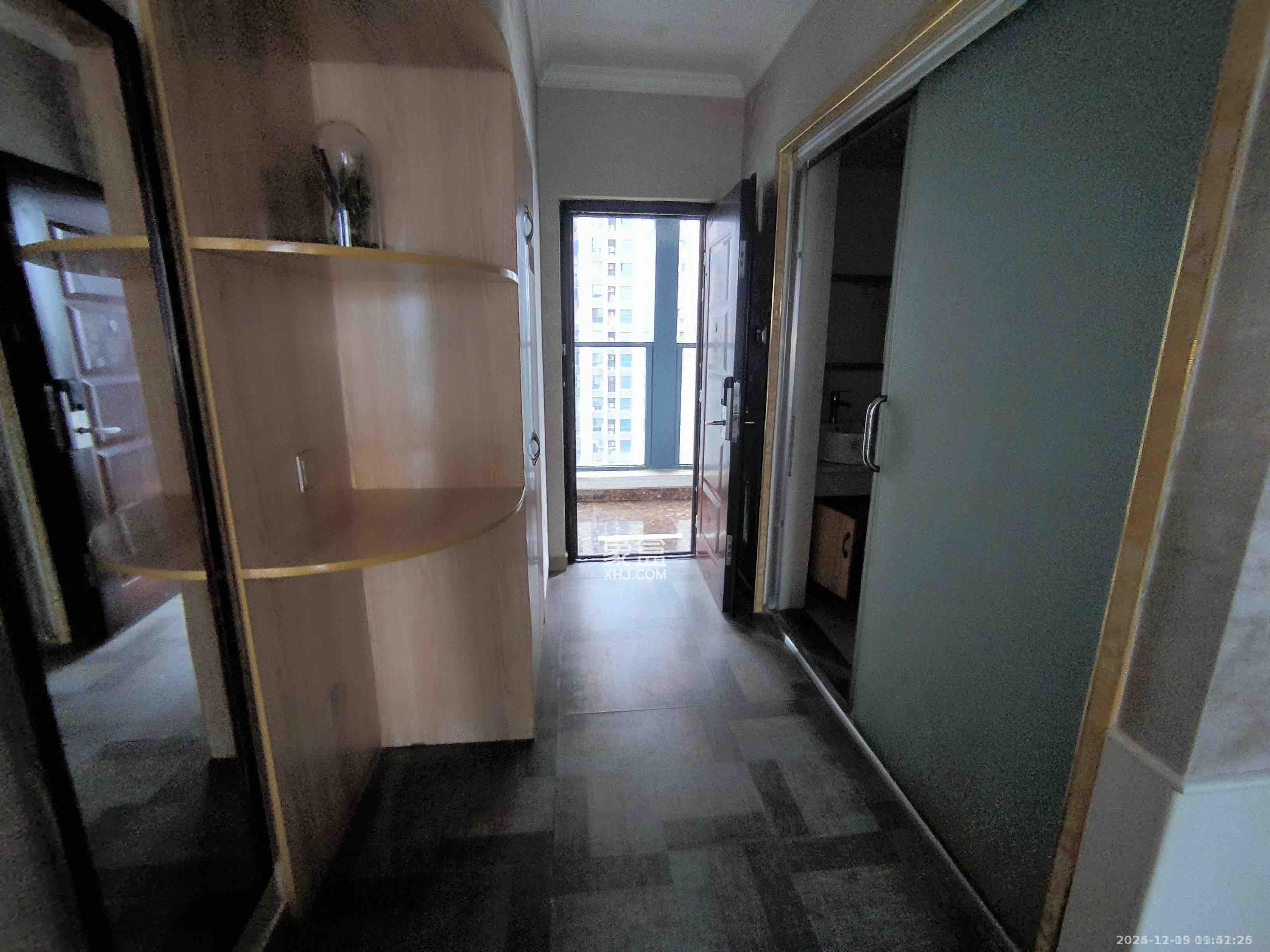 绿地中央广场 1室1厅1卫 1400.0元/月 绿地中央广场 1室1厅1卫 1400.0元/月室内图