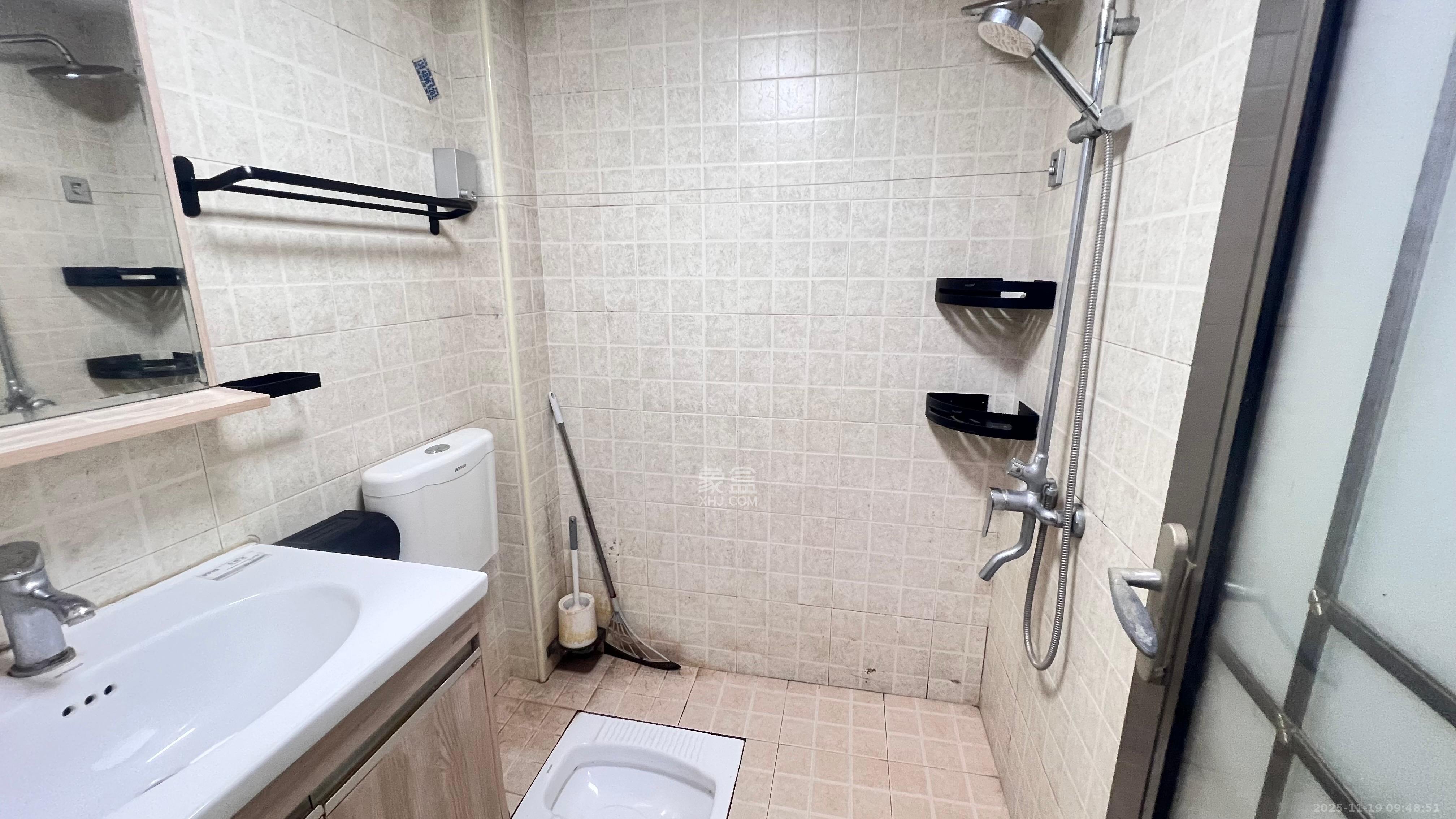 艾美潇湘  1室1厅1卫    1500.0元/月室内图