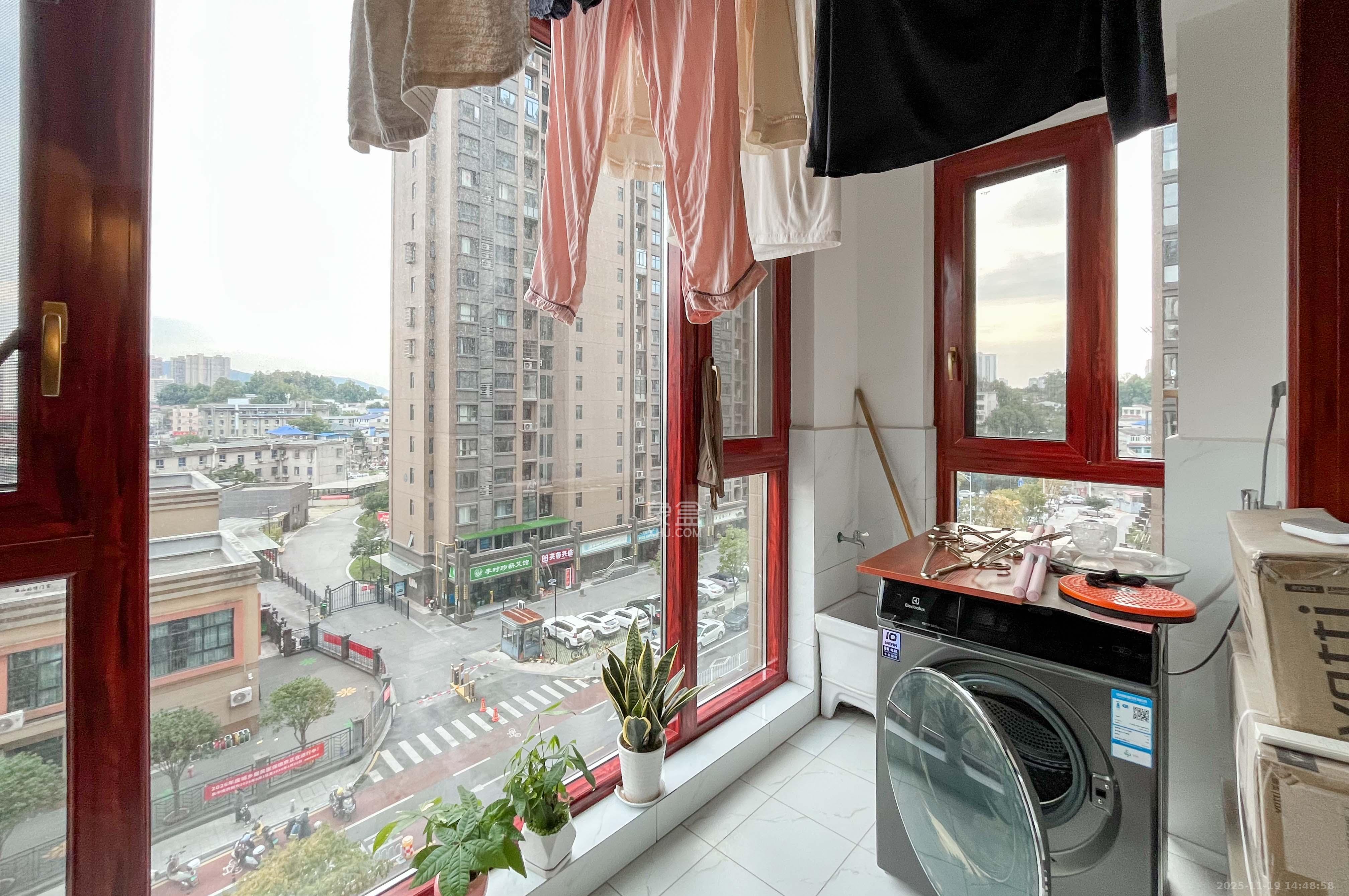 中央美郡 3室2厅1卫 115.0万 中央美郡 3室2厅1卫 115.0万其他