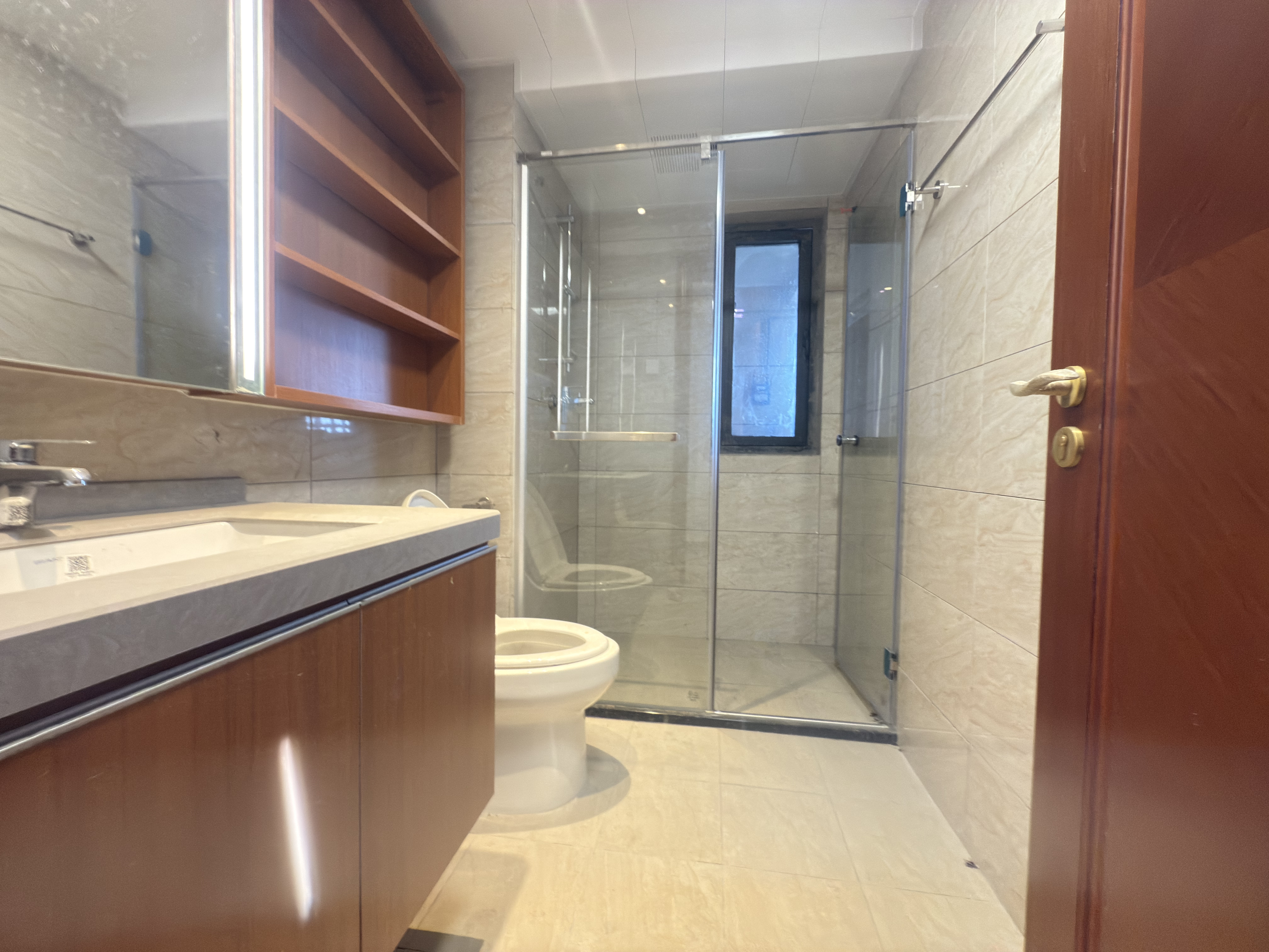 恒大名都 3室2厅1卫 58.0万 恒大名都 3室2厅1卫 58.0万客厅