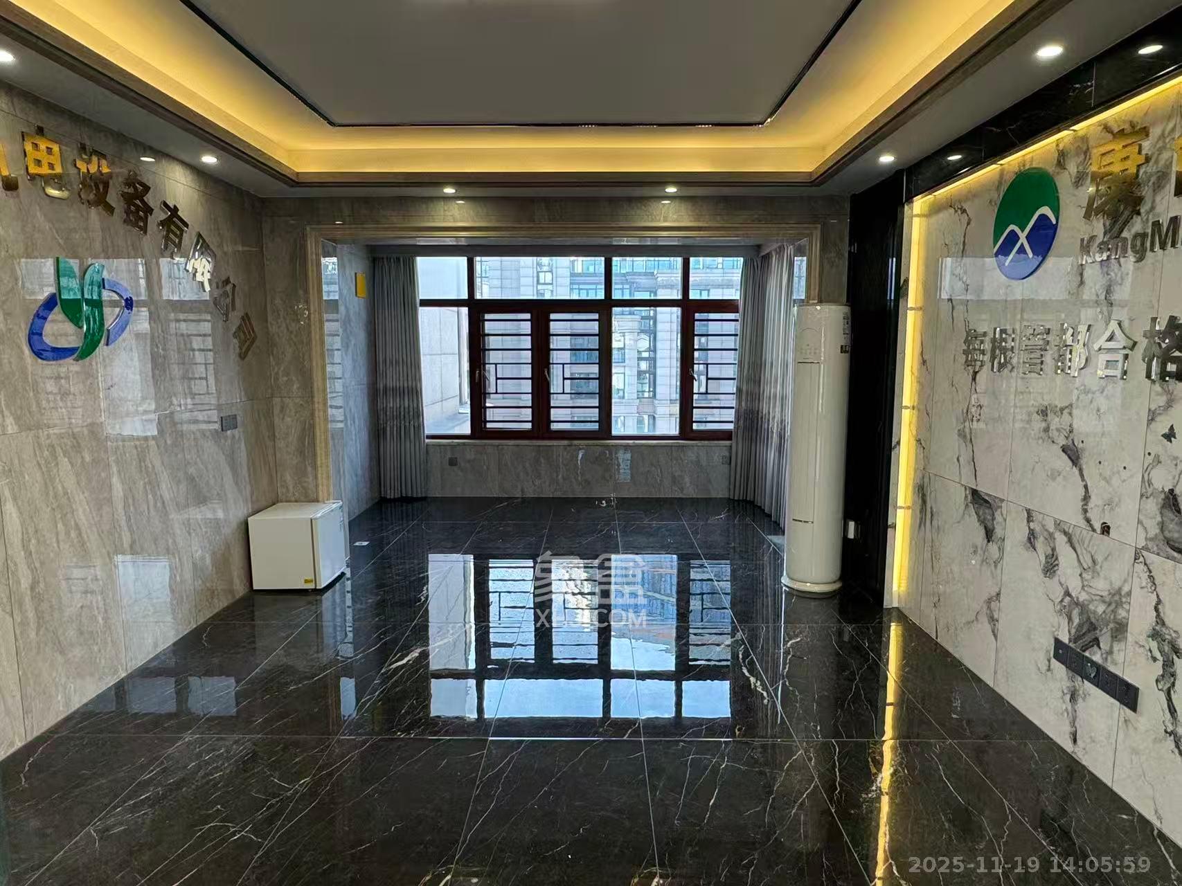 明昇壹城（明昇时代广场）一期  1室2厅2卫    8000.0元/月