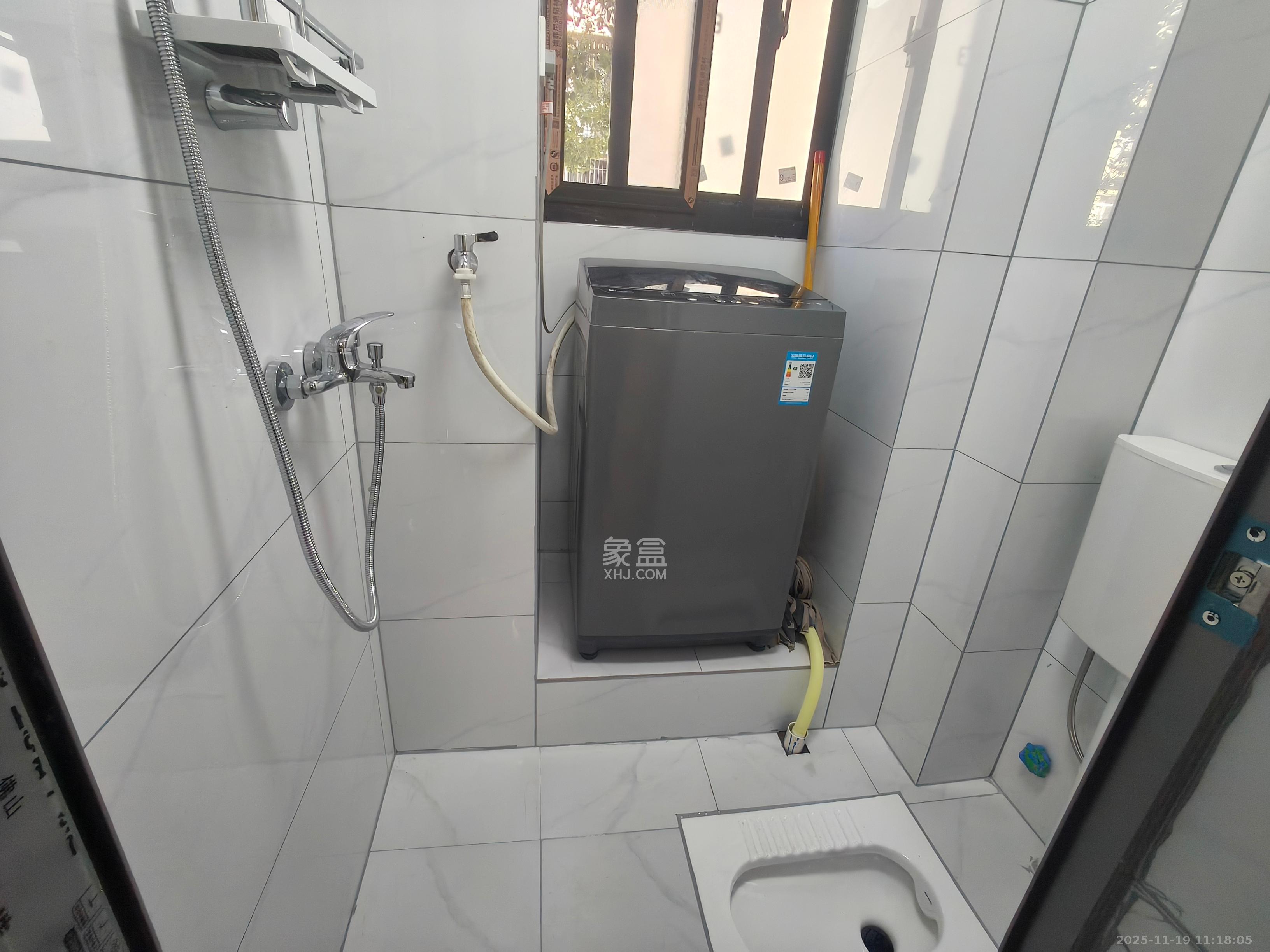 阿弥岭一二片  2室1厅1卫    1400.0元/月室内图