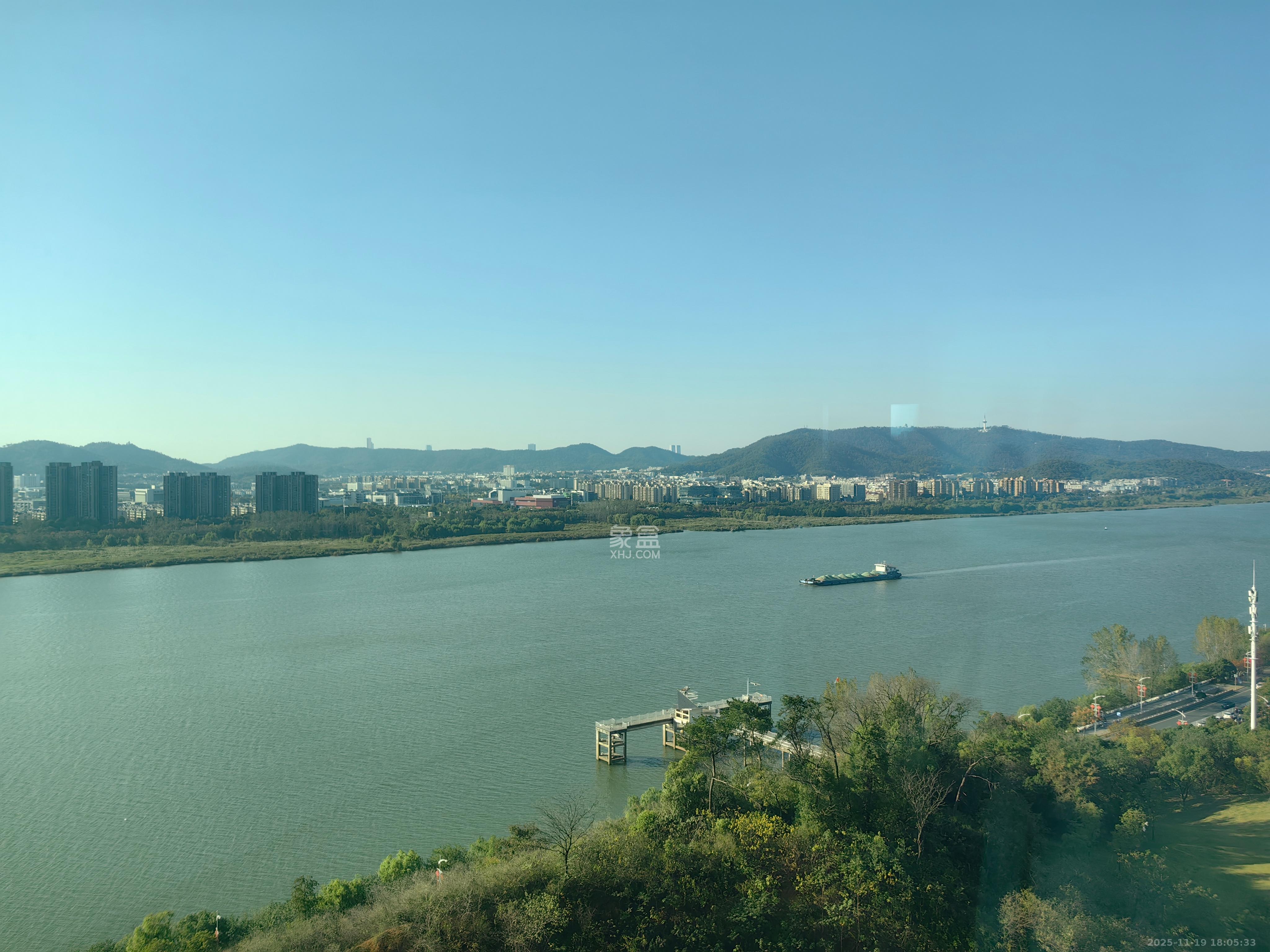 中海阅湘台  5室2厅3卫    16000.0元/月