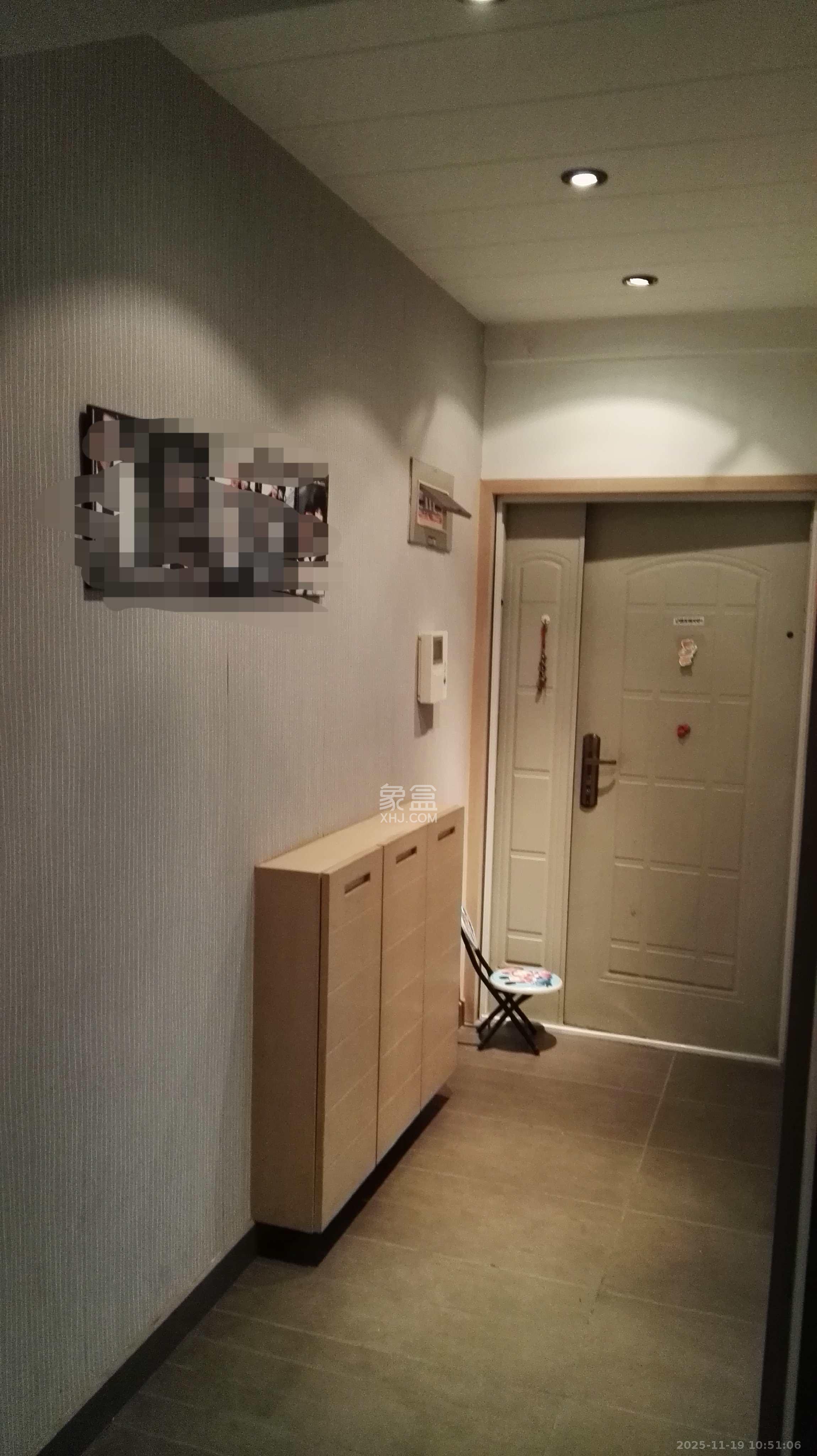 金碧文华  2室2厅1卫    2000.0元/月室内图