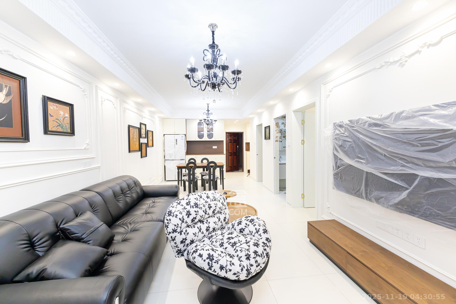 勤诚达境界城 3室2厅2卫 82.8万 勤诚达境界城 3室2厅2卫 82.8万客厅