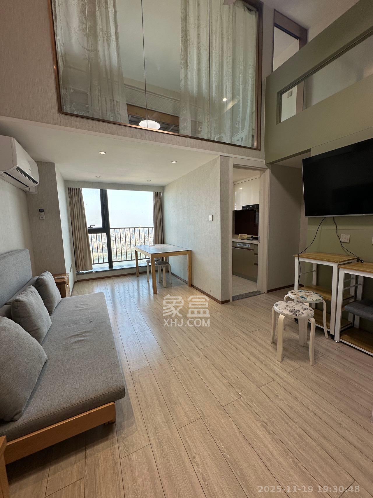 华远华时代 1室0厅0卫 2700.0元/月 华远华时代 1室0厅0卫 2700.0元/月室内图