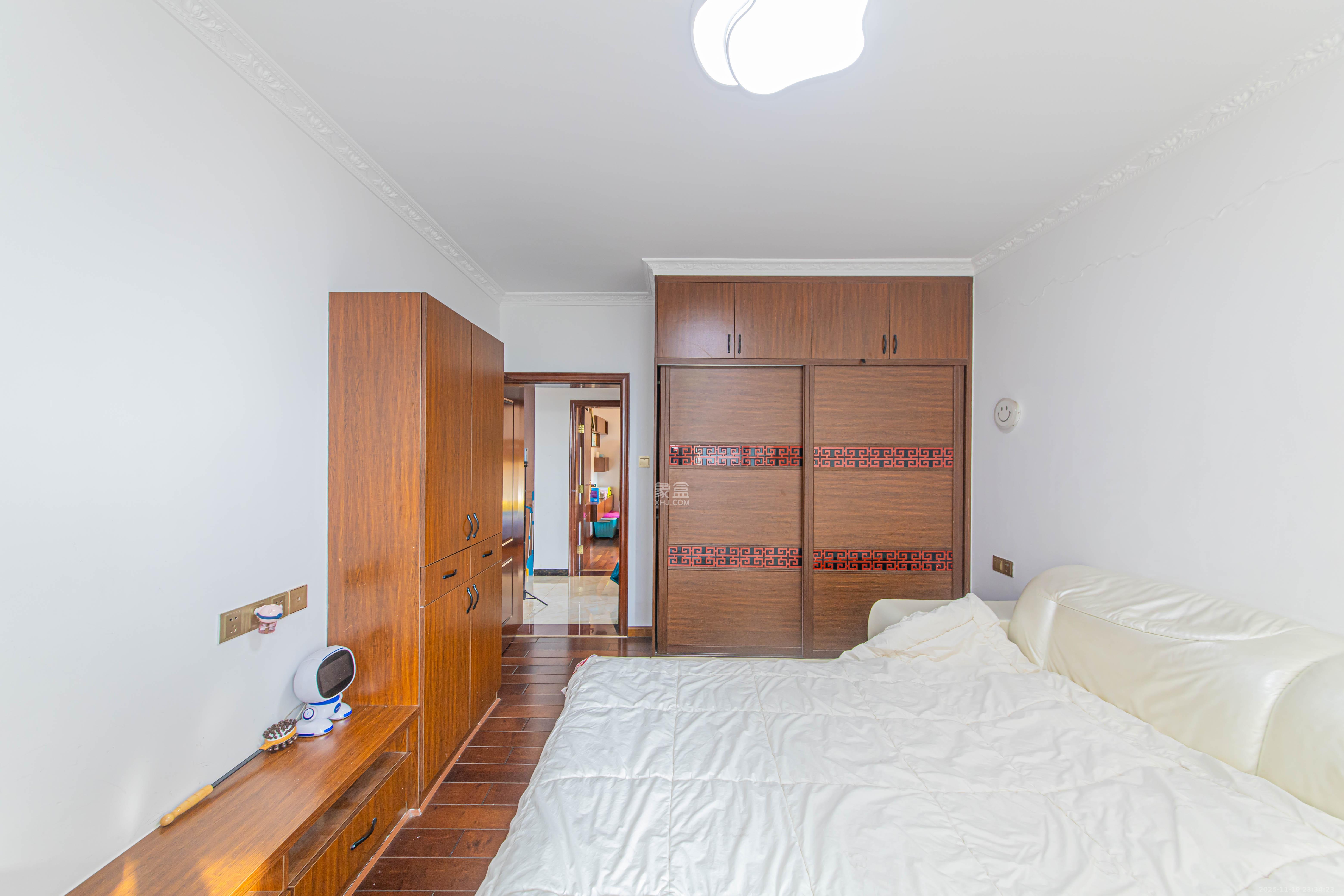 鑫远和城(一、二期) 2室2厅1卫 72.0万 鑫远和城(一、二期) 2室2厅1卫 72.0万卧室