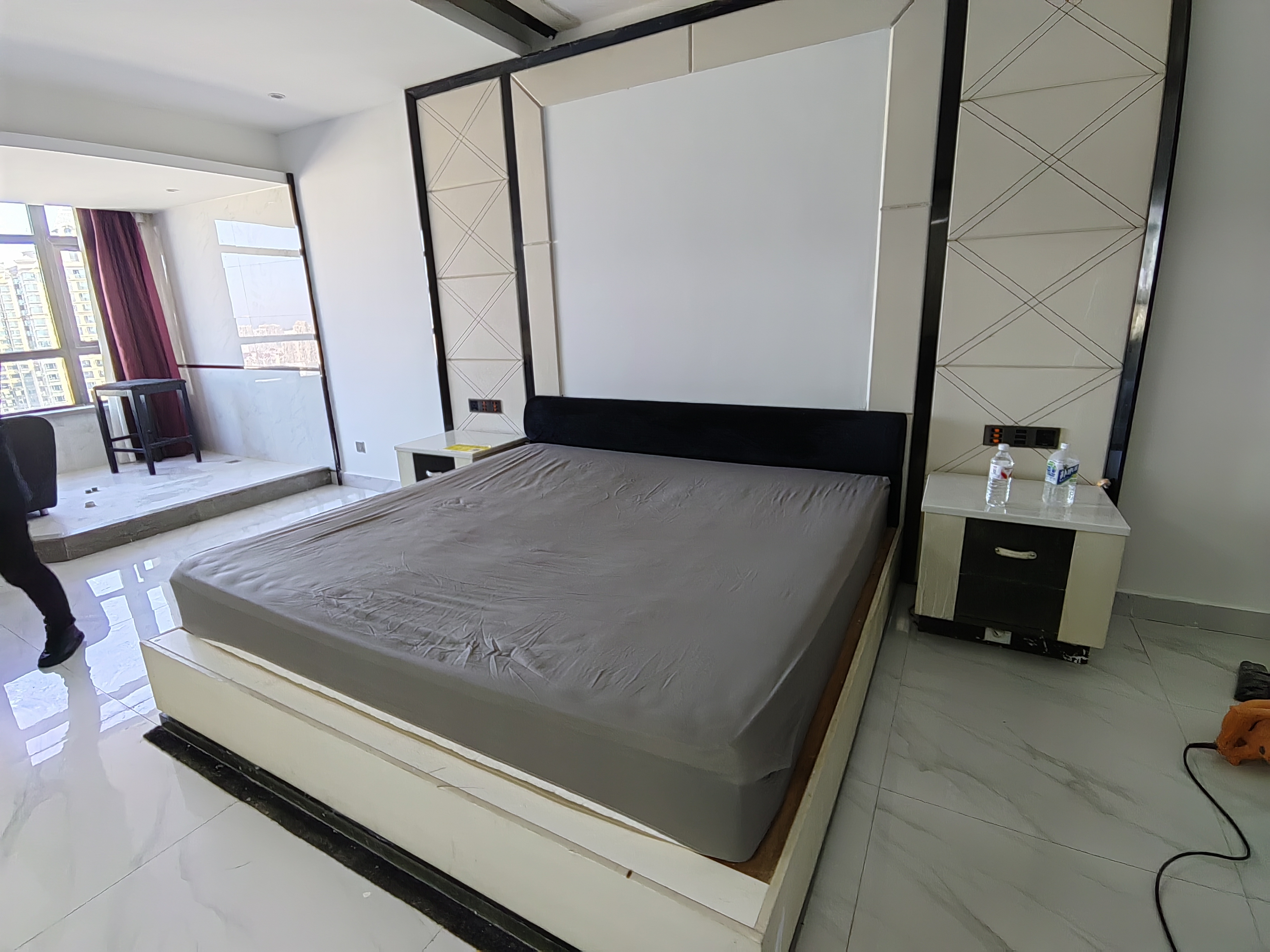 湘运大厦 1室1厅1卫 1500.0元/月 湘运大厦 1室1厅1卫 1500.0元/月室内图