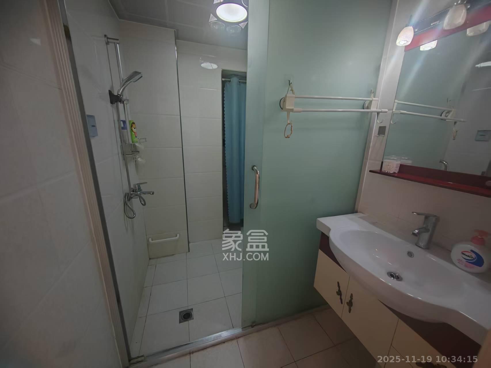 城南故事家园 3室2厅1卫 2200.0元/月 城南故事家园 3室2厅1卫 2200.0元/月室内图