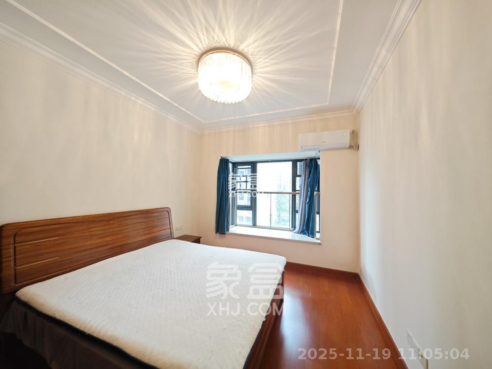 恒大上林苑 3室2厅2卫 2800.0元/月 恒大上林苑 3室2厅2卫 2800.0元/月室内图