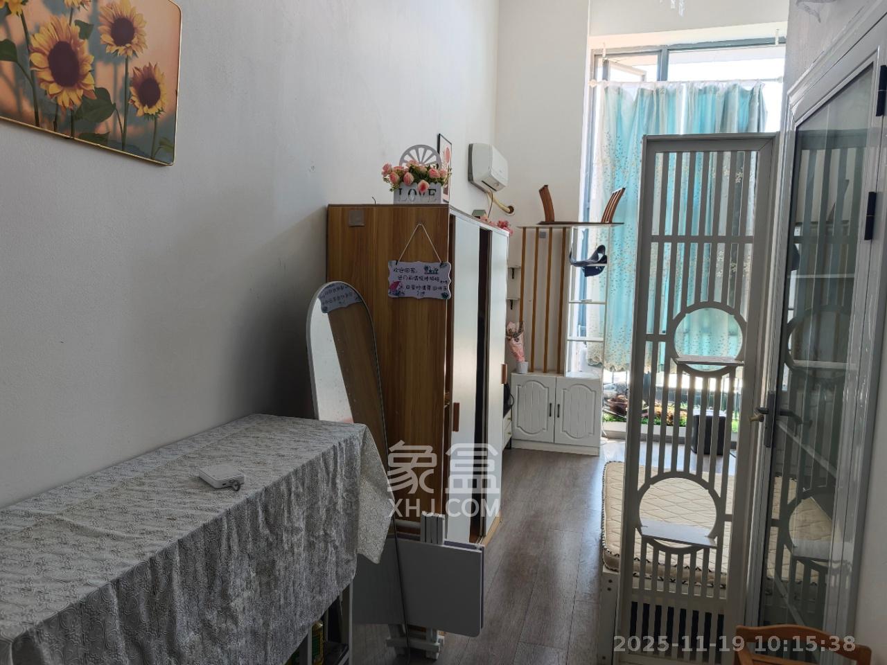 爱家当代境  1室1厅1卫    1400.0元/月室内图