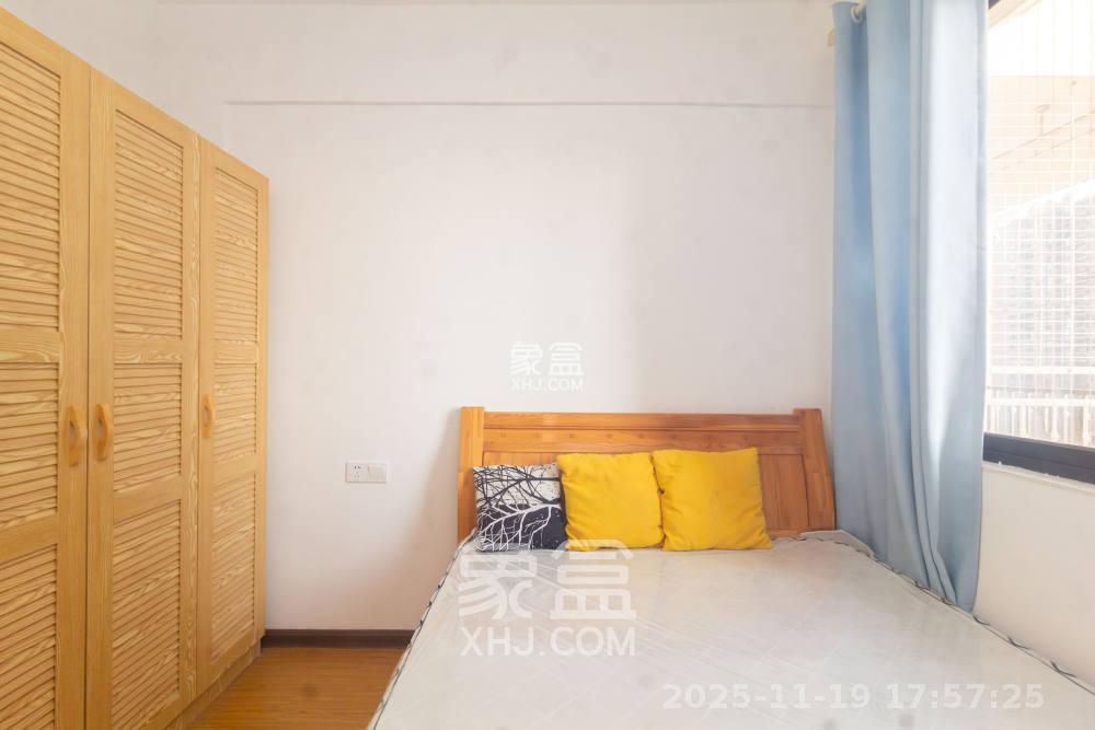 康桥长郡  2室2厅1卫    1600.0元/月室内图