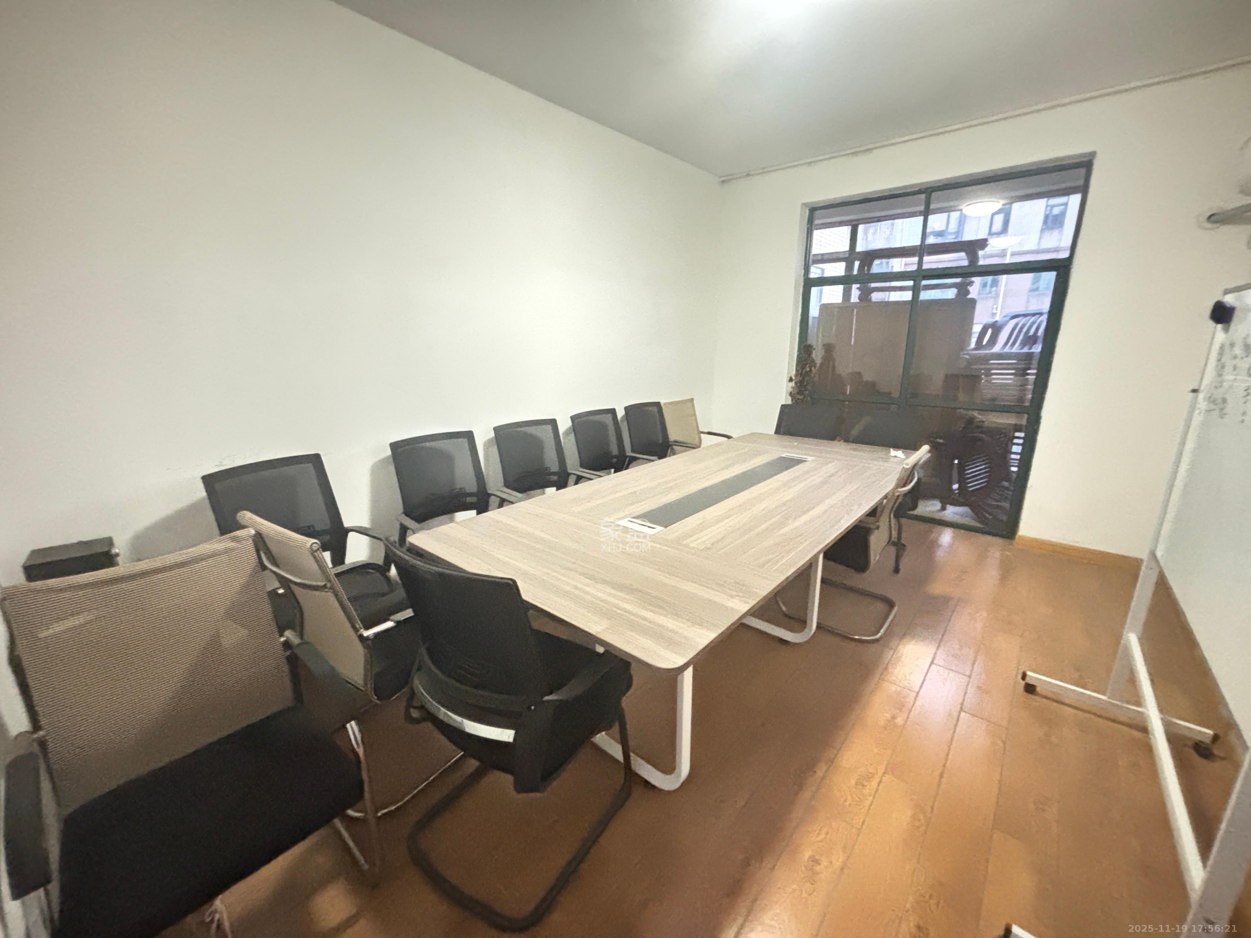 银桂苑  4室2厅2卫    3100.0元/月室内图