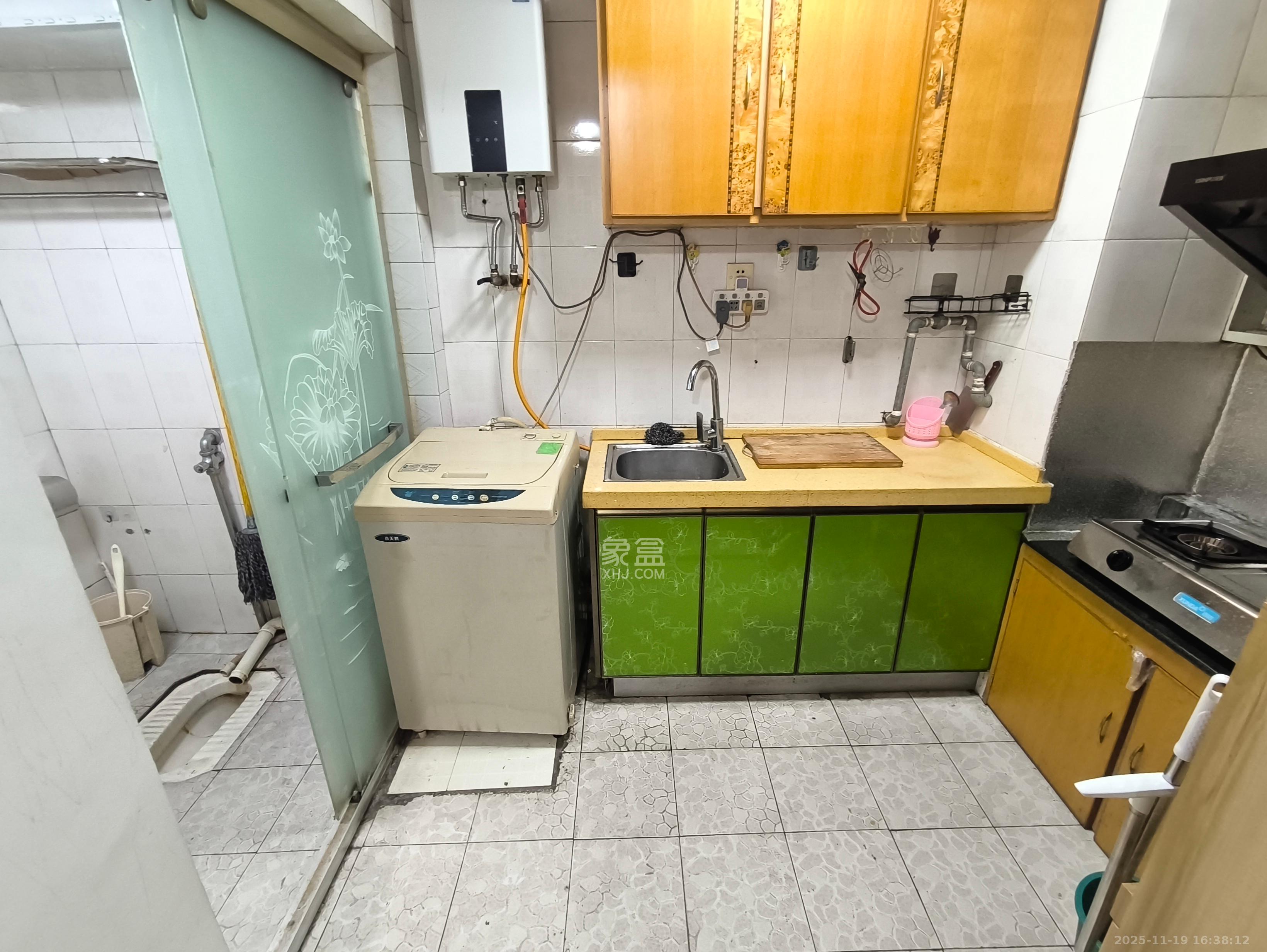 信达大厦  2室1厅1卫    1800.0元/月室内图