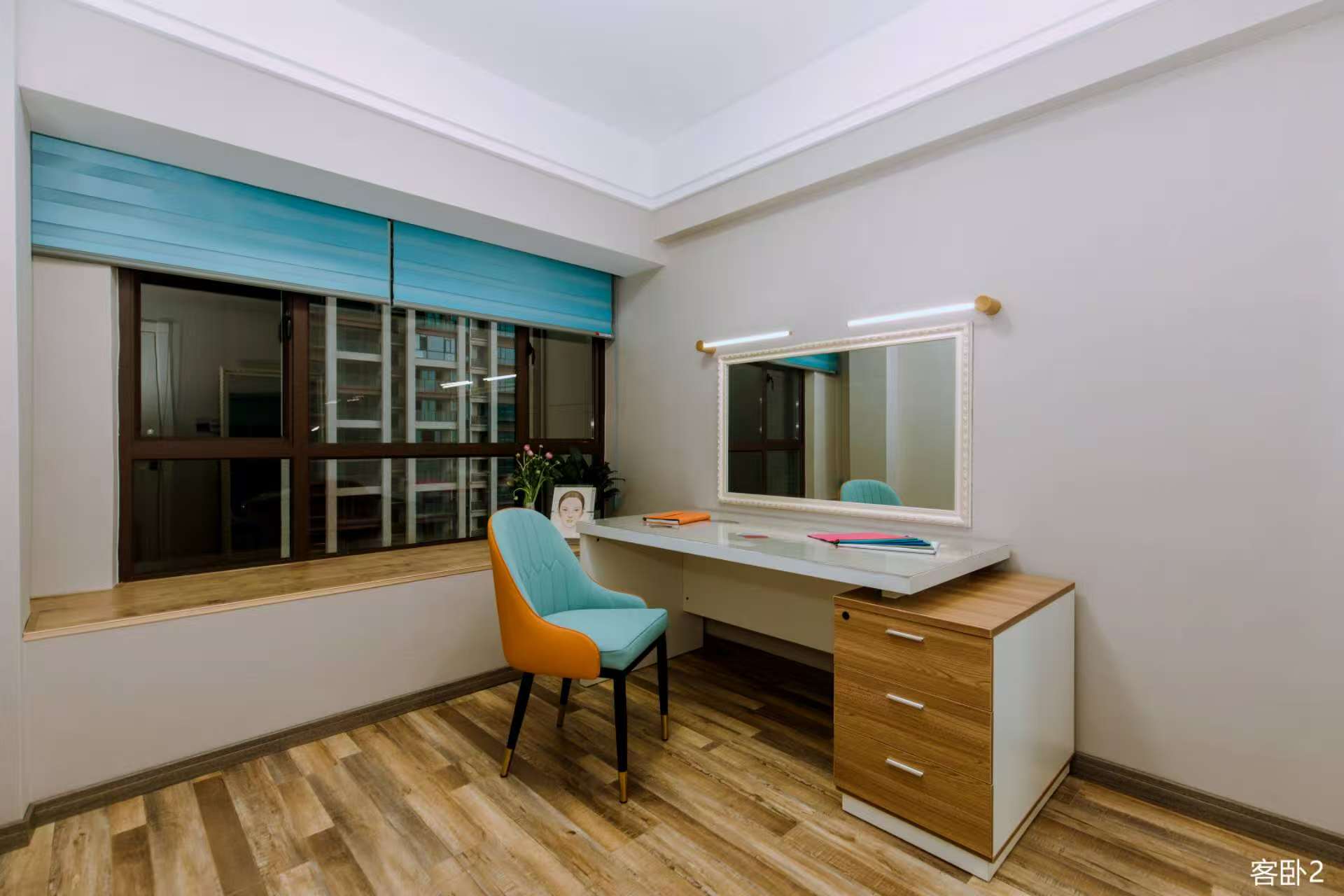 珠江愉景南苑五期  3室2厅2卫    98.8万