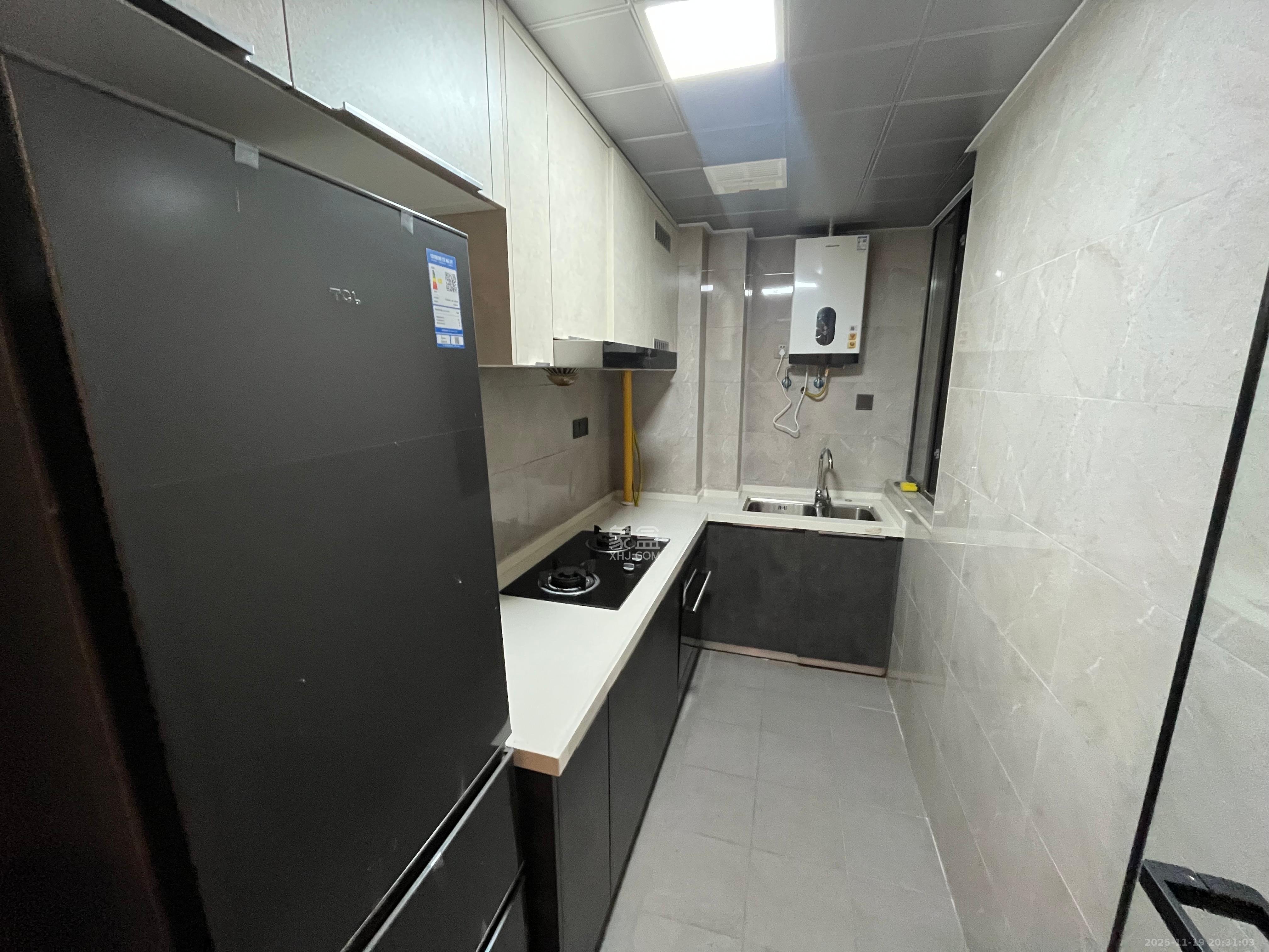 臻园 3室1厅2卫 3000.0元/月 臻园 3室1厅2卫 3000.0元/月室内图