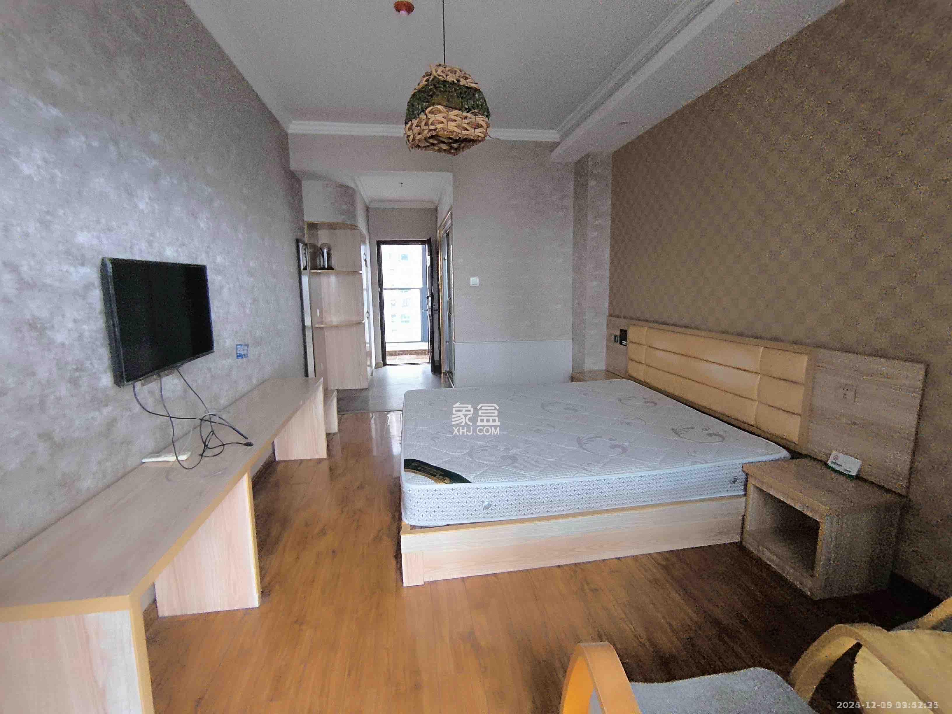 绿地中央广场 1室1厅1卫 1400.0元/月 绿地中央广场 1室1厅1卫 1400.0元/月室内图