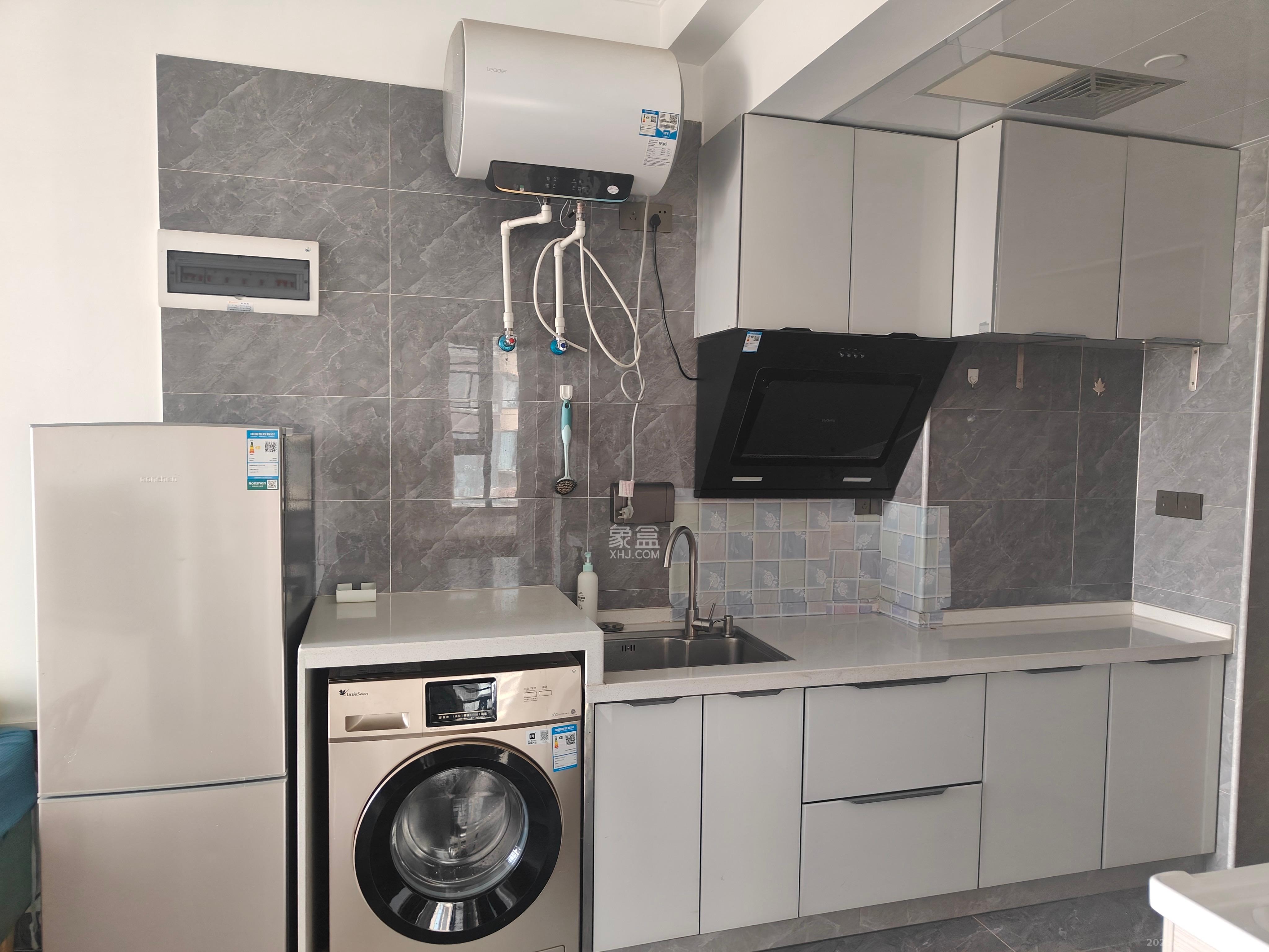 君合新城玺樾 2室2厅1卫 1800.0元/月 君合新城玺樾 2室2厅1卫 1800.0元/月室内图