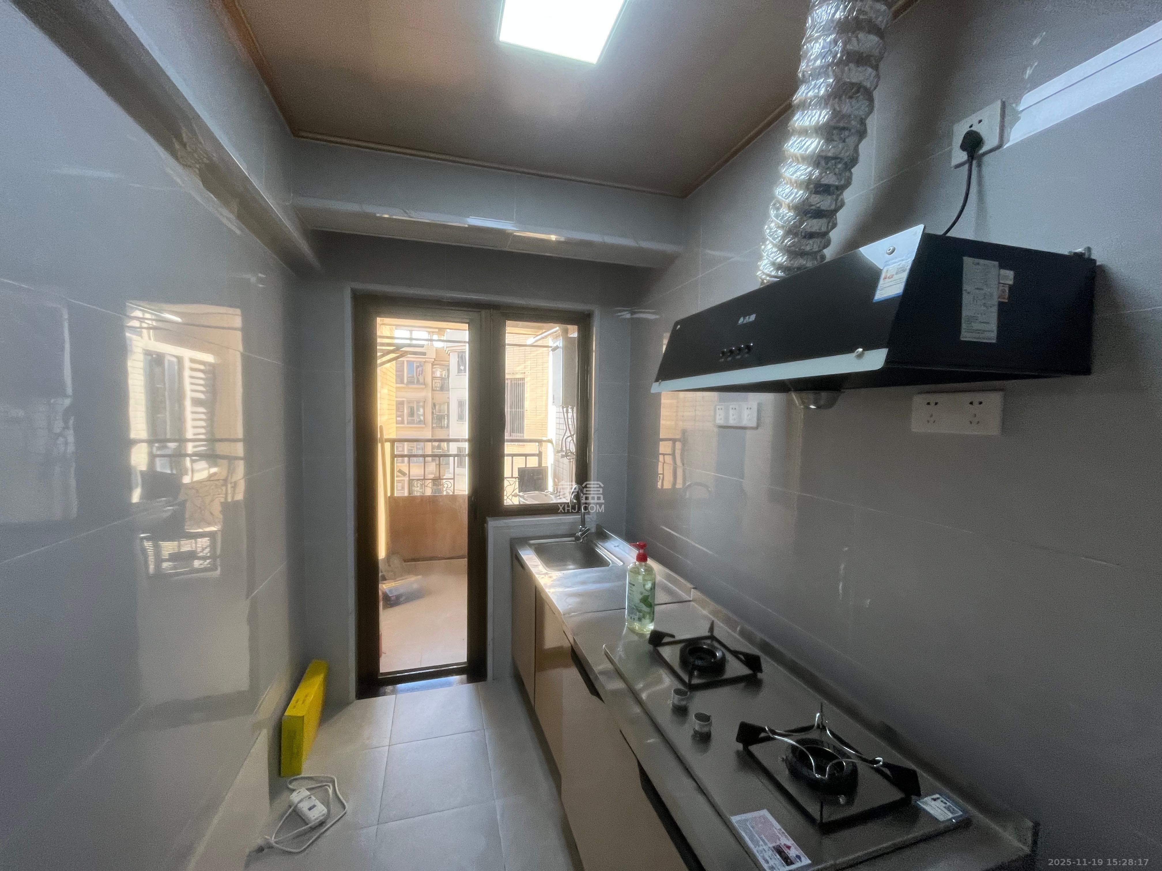 江山帝景哈佛 2室2厅1卫 1700.0元/月 江山帝景哈佛 2室2厅1卫 1700.0元/月室内图