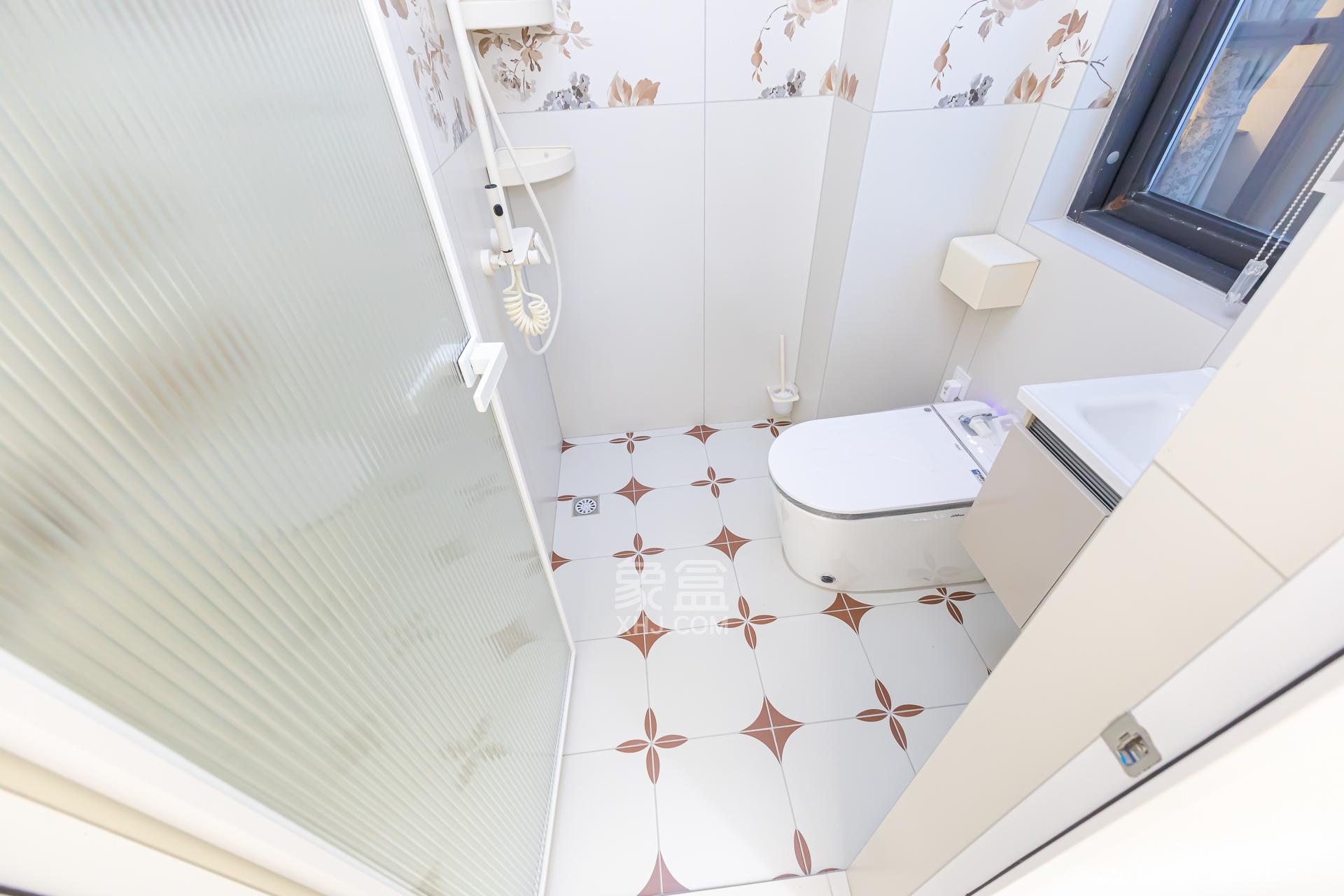 勤诚达境界城 3室2厅2卫 82.8万 勤诚达境界城 3室2厅2卫 82.8万卫生间