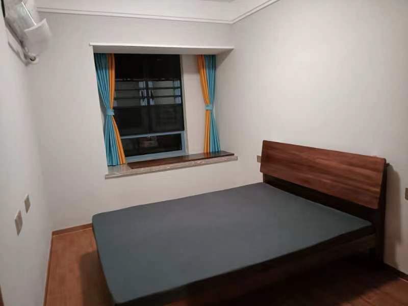 环球100宝龙城  3室2厅2卫    2000.0元/月室内图