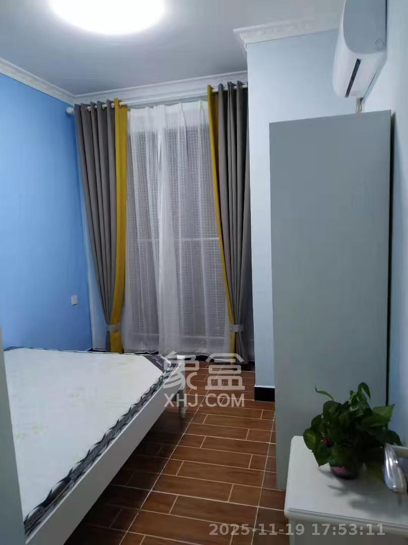 江南华府  3室2厅1卫    2600.0元/月室内图