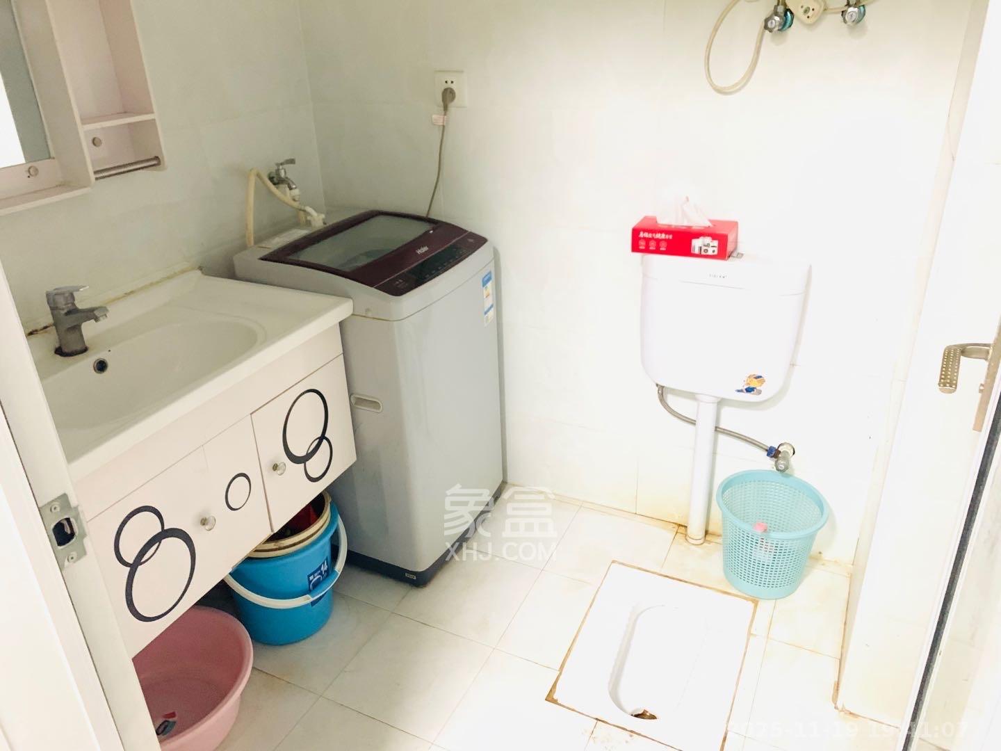 达美D6区 1室1厅1卫 1300.0元/月 达美D6区 1室1厅1卫 1300.0元/月室内图