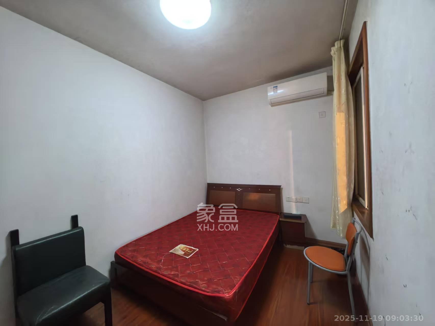 警苑星城 2室2厅1卫 1600.0元/月 警苑星城 2室2厅1卫 1600.0元/月室内图