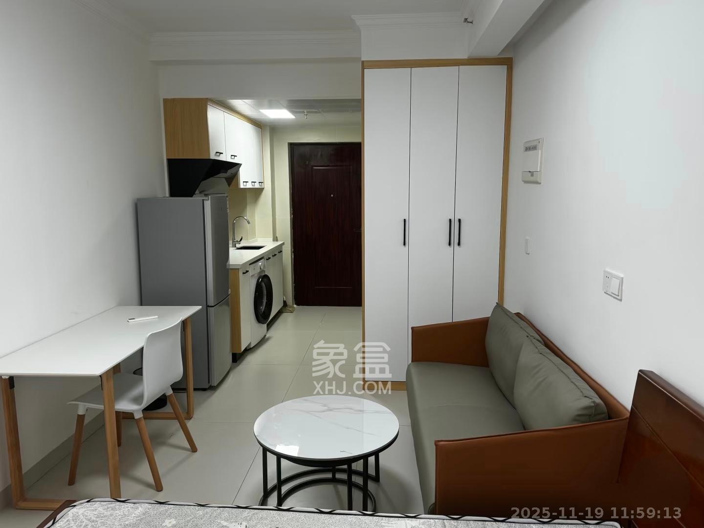 保利海德公园  1室0厅0卫    1700.0元/月