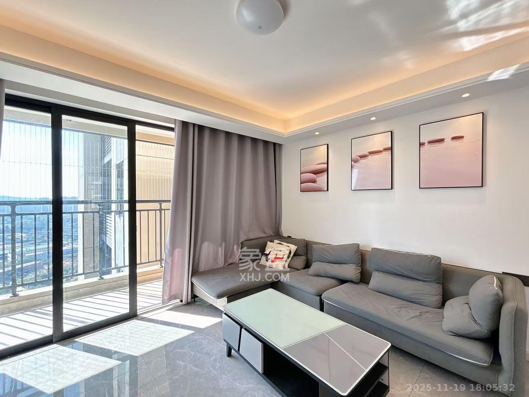 万科金色梦想B区  4室2厅2卫    3100.0元/月室内图