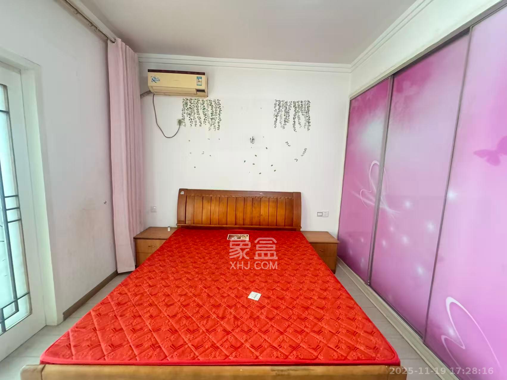 时代天骄  3室2厅2卫    2100.0元/月室内图